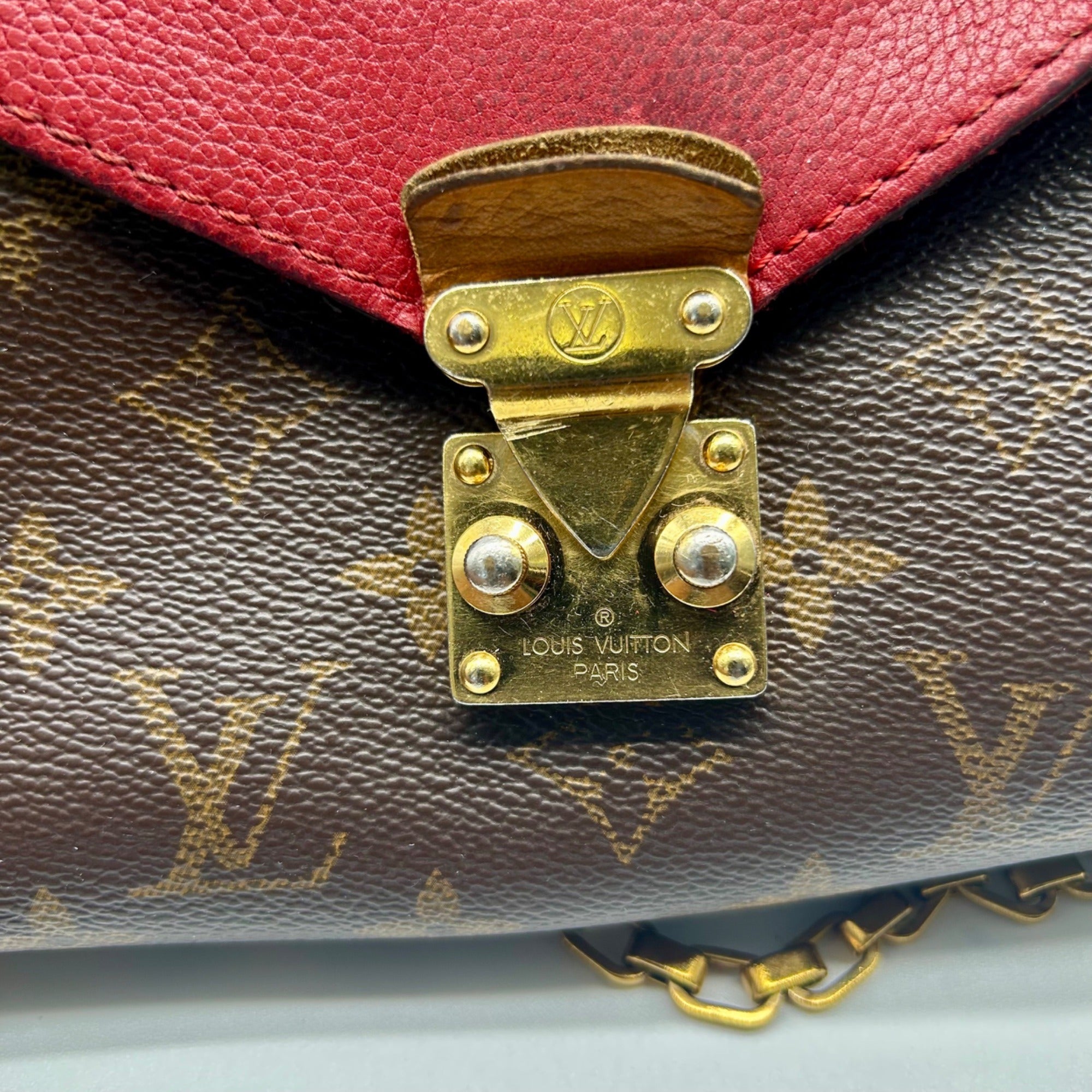 Louis Vuitton Pallas Chain Shoulder Bag