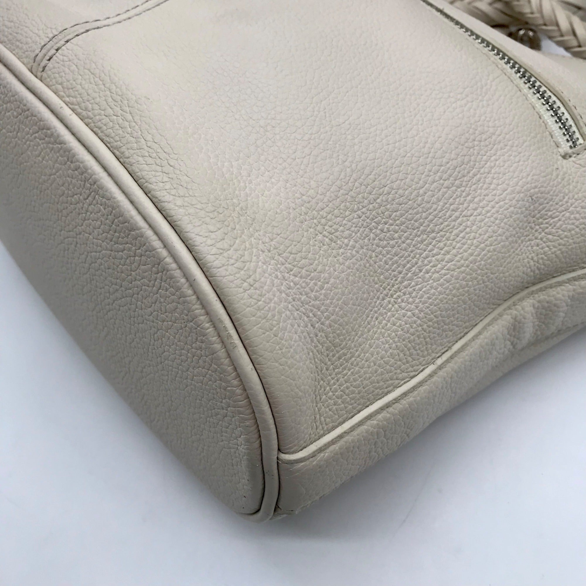 Brighton White Pebbled Leather Beck Organizer Shoulder Bag
