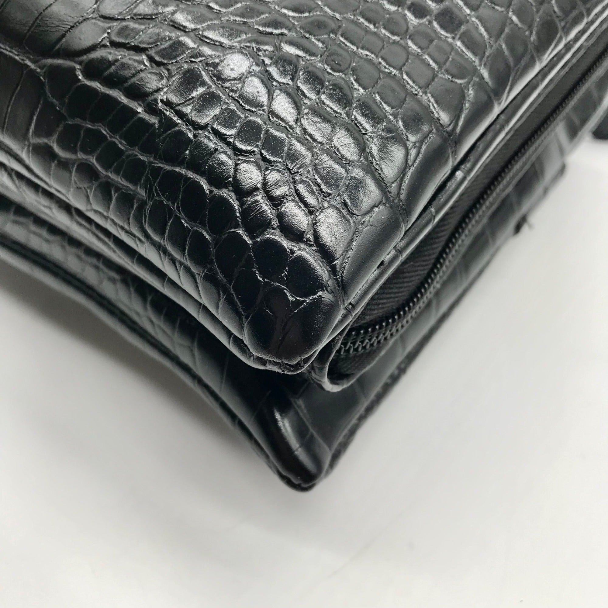 Giani Bernini Black Croc Dasher Crossbody Bag