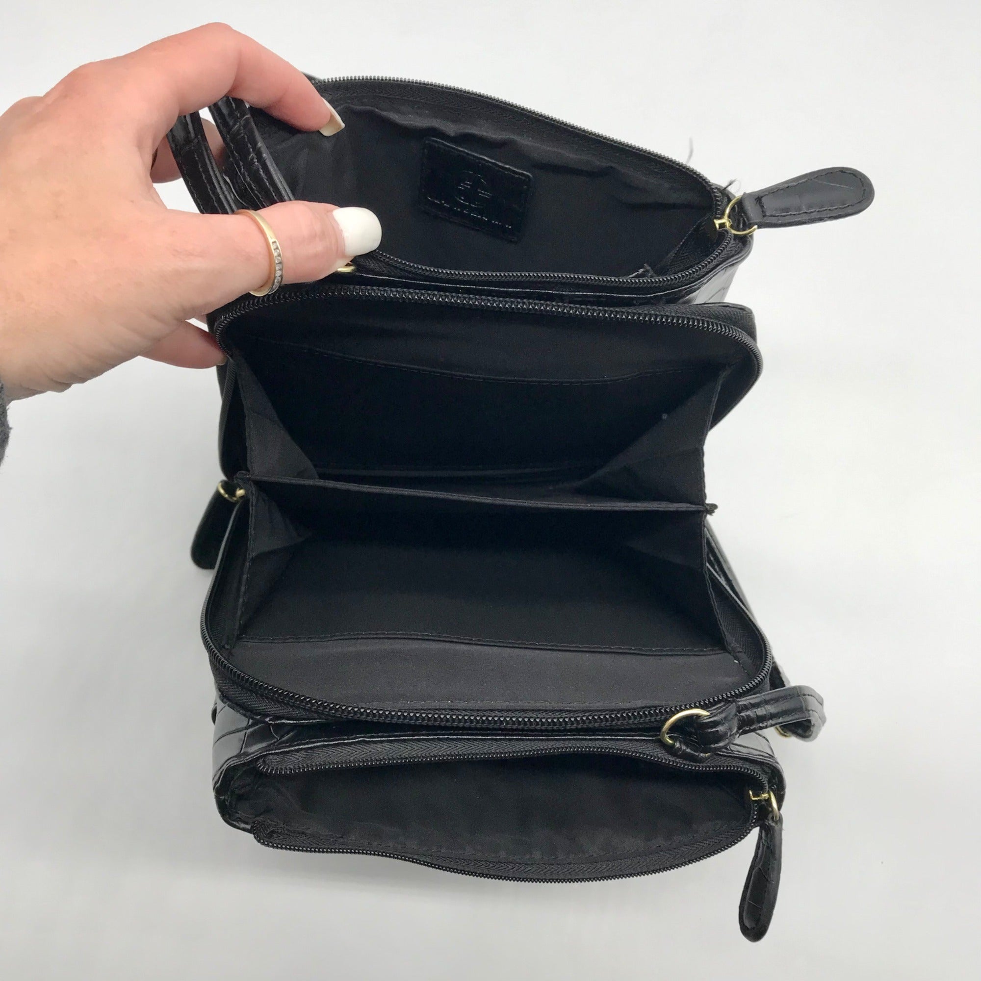 Giani Bernini Black Croc Dasher Crossbody Bag