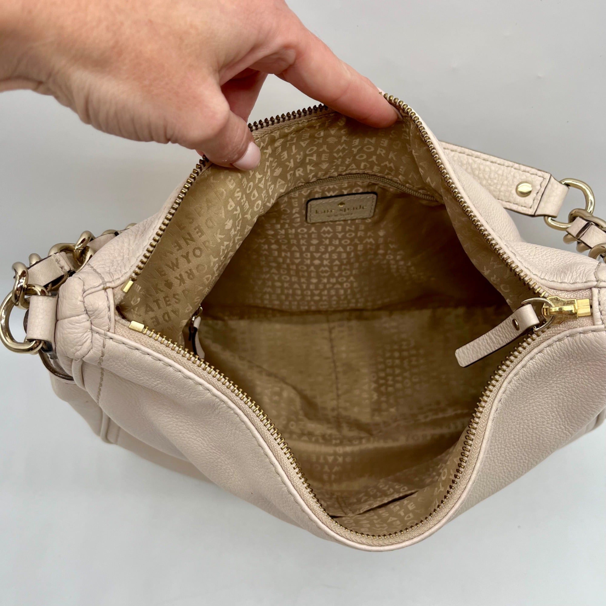 Kate Spade Cream Pebbled Leather Pine Street Finley Hobo Bag