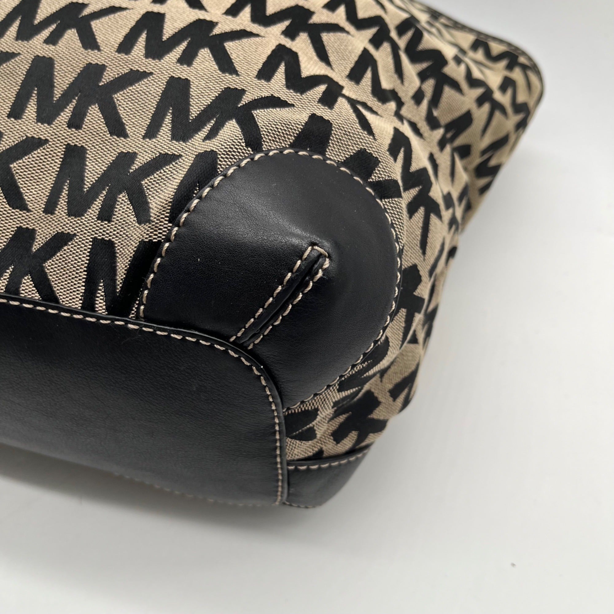 Michael Kors Black &amp; Beige Canvas Jet Set Tote Bag