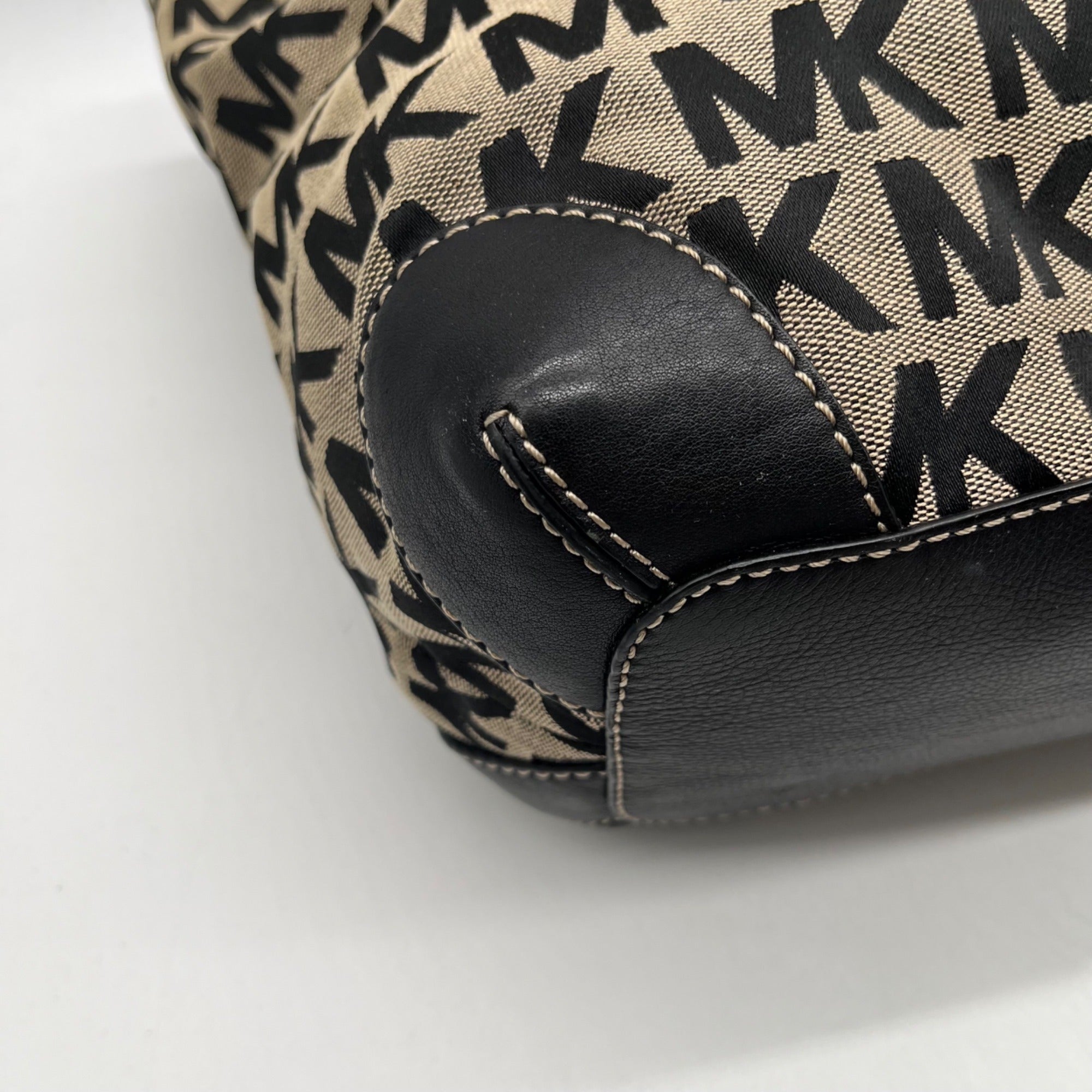 Michael Kors Black &amp; Beige Canvas Jet Set Tote Bag