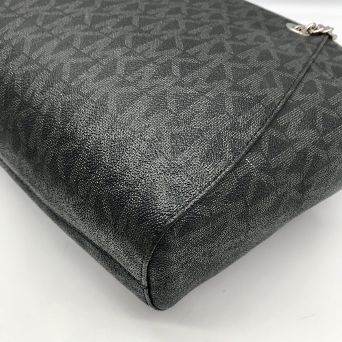 Michael Kors Black Monogram Coated Canvas Jet Set Chain Tote Bag