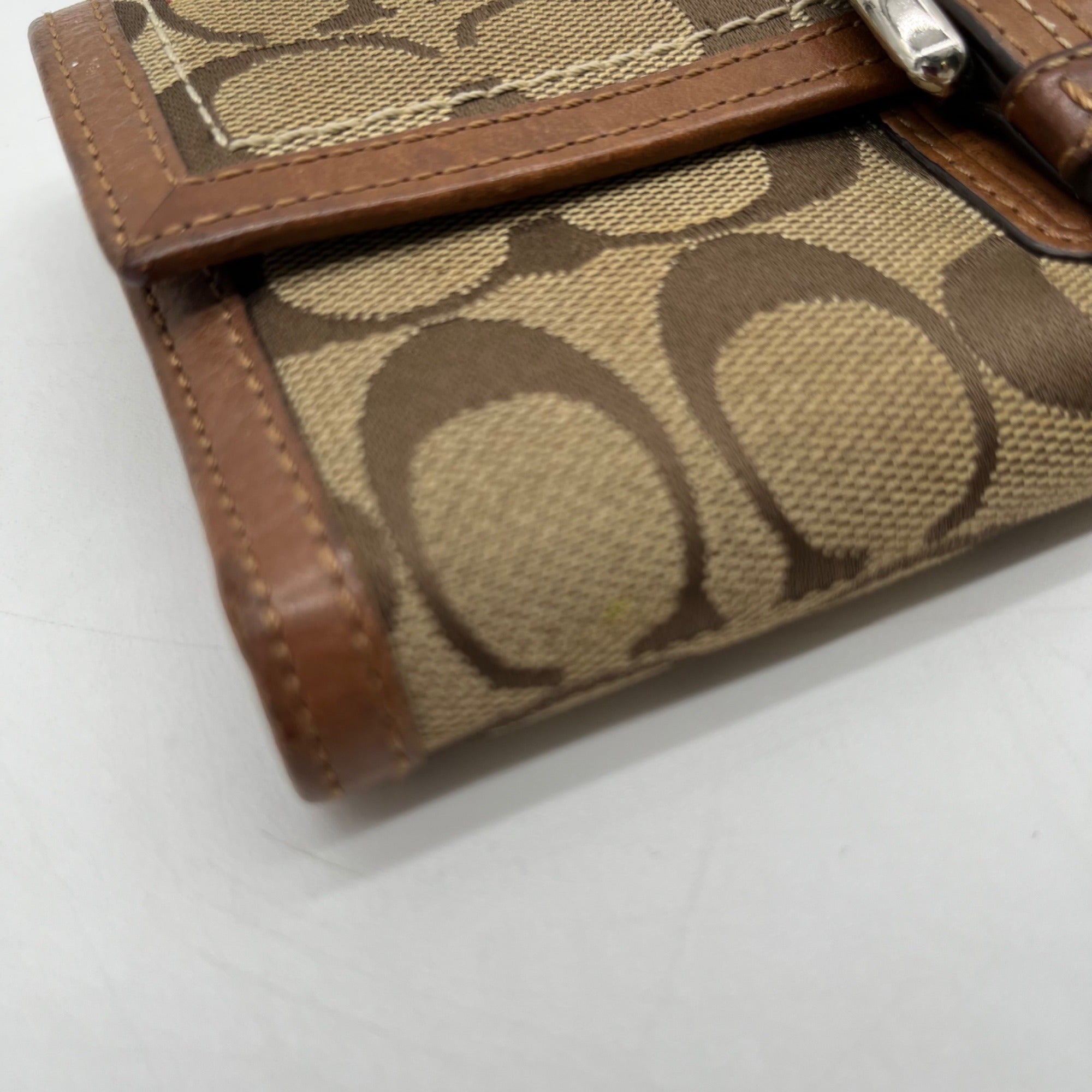 Coach Vintage Signature Soho Buckle Trifold Wallet