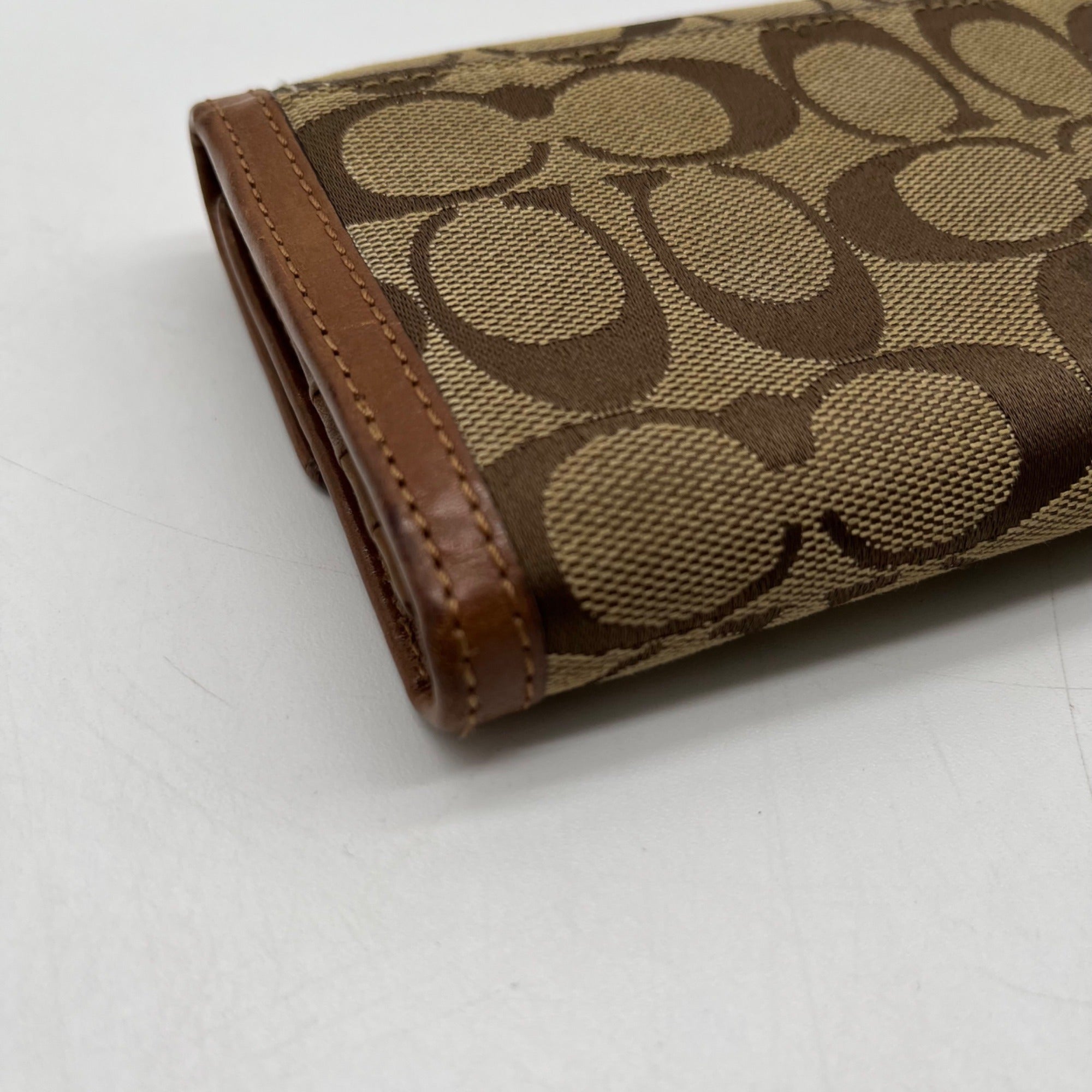 Coach Vintage Signature Soho Buckle Trifold Wallet
