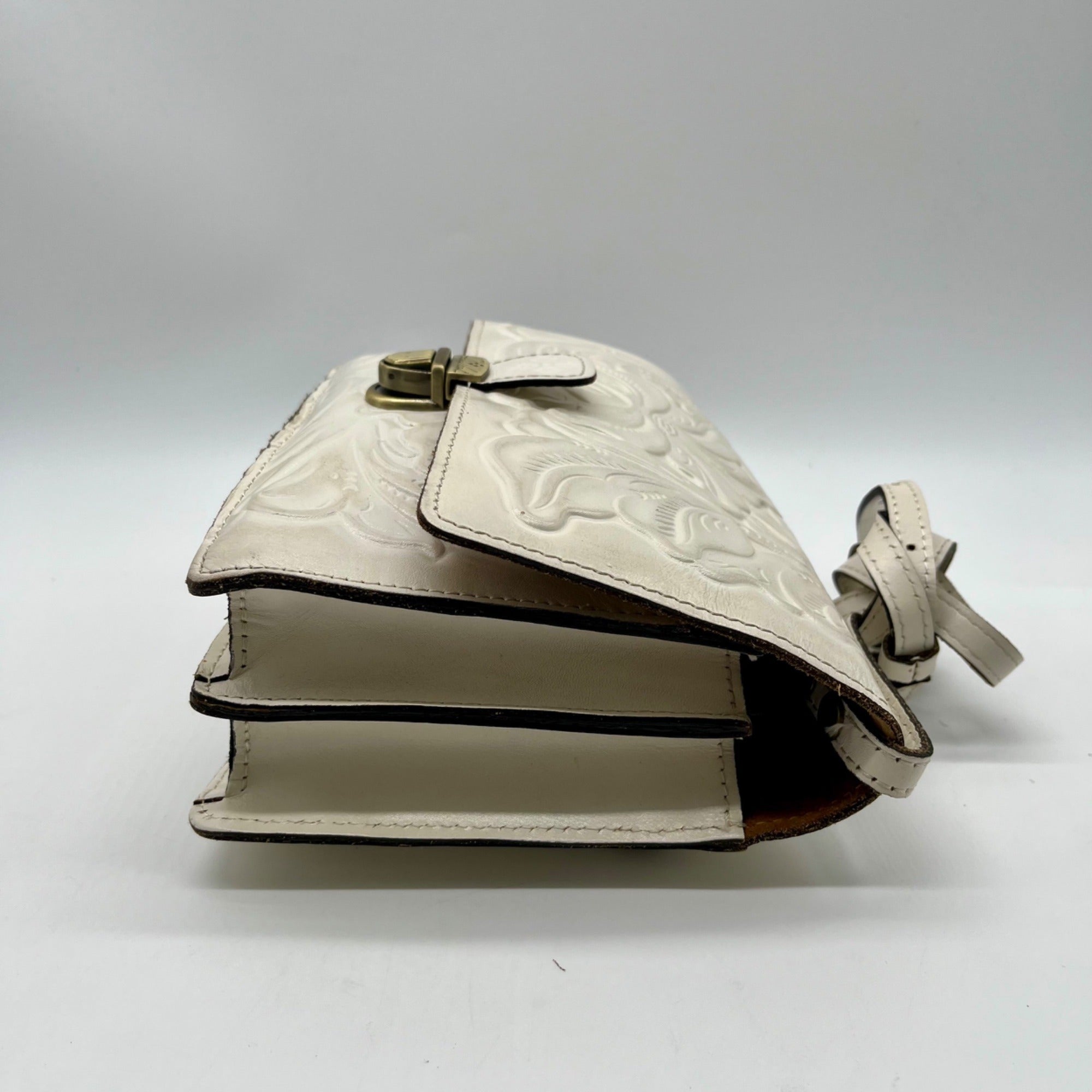 Patricia Nash White Leather Lanza Crossbody Bag