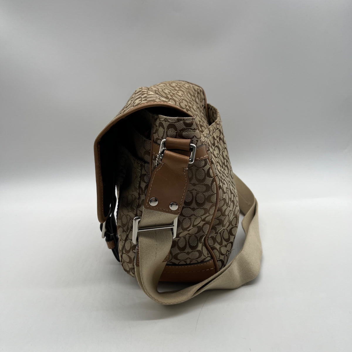 Coach Tan Signature Jacquard Messenger Bag F70283