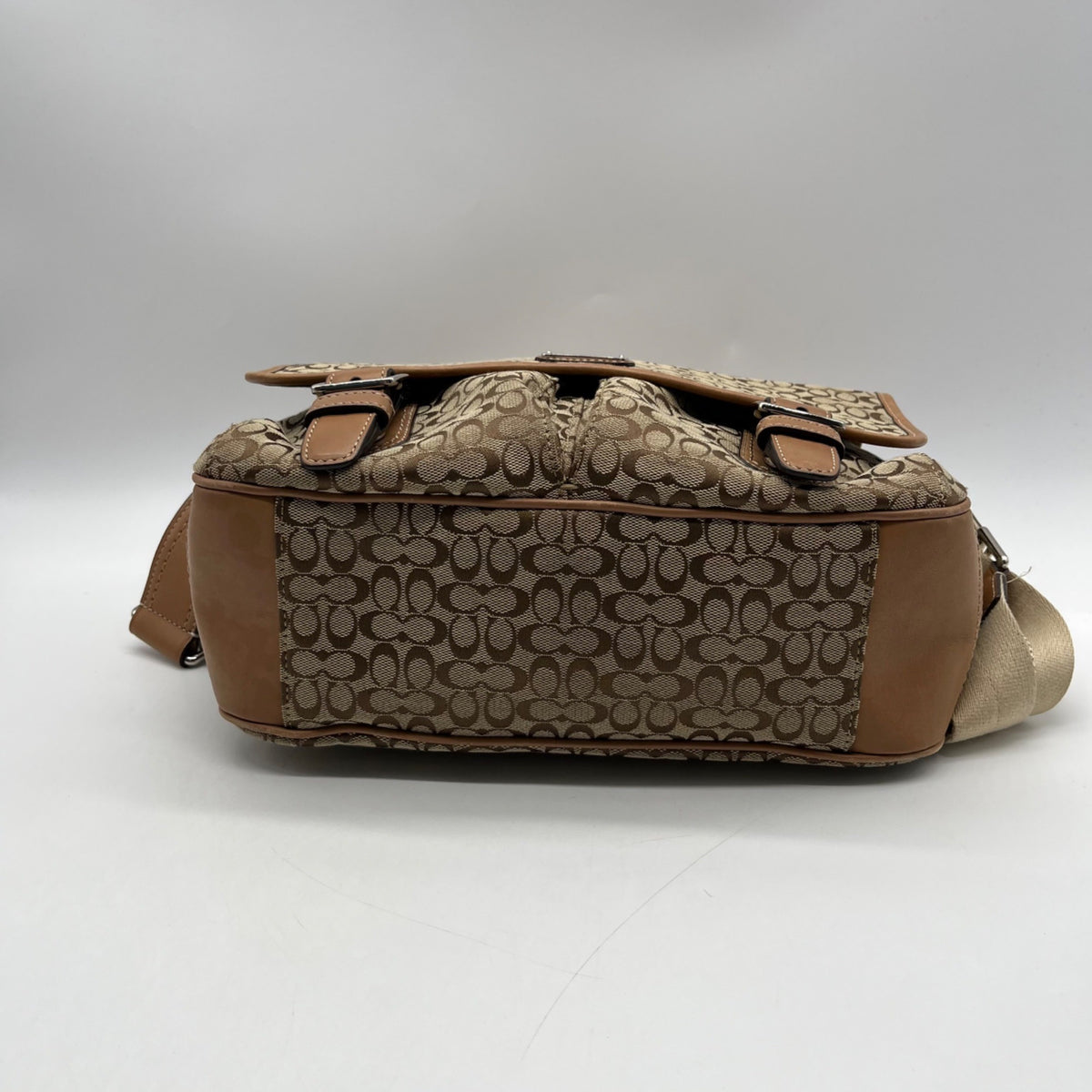 Coach Tan Signature Jacquard Messenger Bag F70283