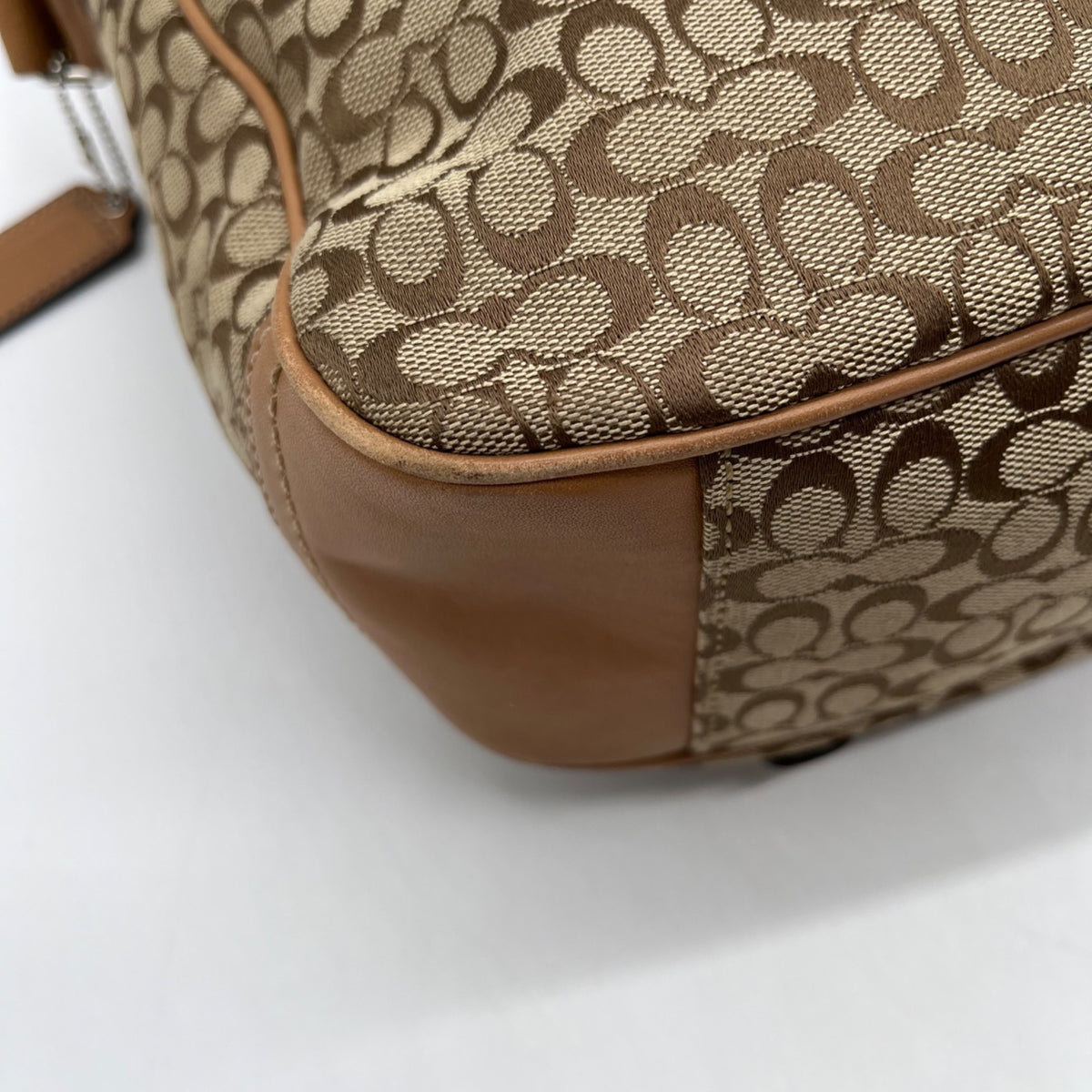 Coach Tan Signature Jacquard Messenger Bag F70283