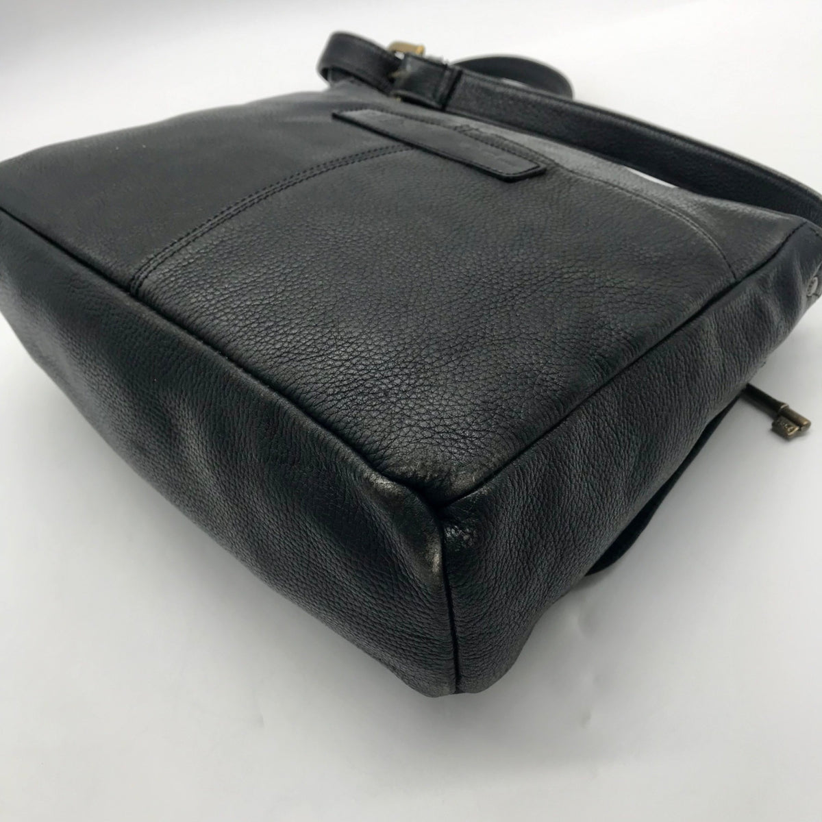 Fossil Black Pebbled Leather Shoulder Bag
