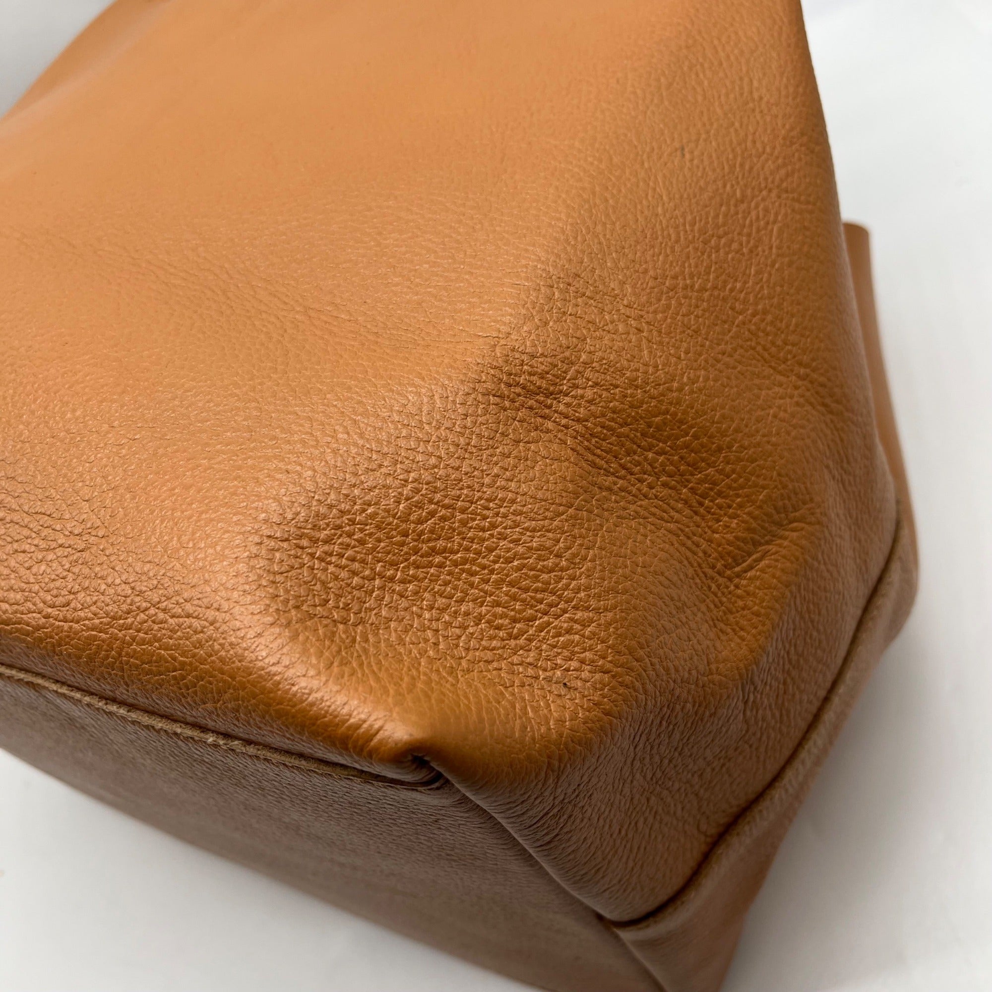 Luruena Brown Pebbled Leather Shoulder Bag