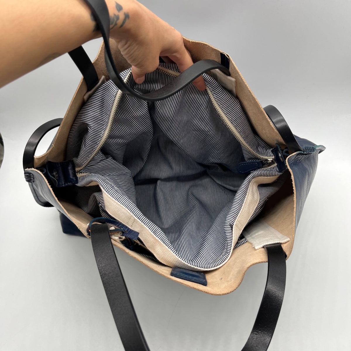 Old Trend Navy Blue Slouchy Leather Forest Island Tote Bag