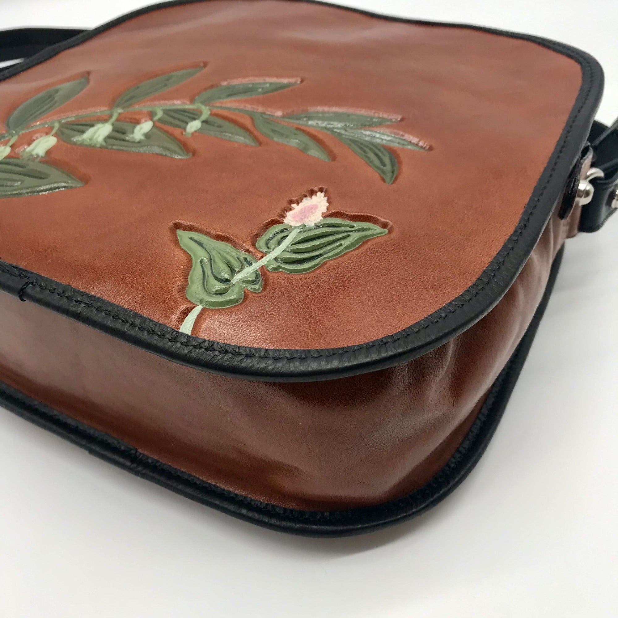 Turtle Ridge Tan Italian Vegetable Tanned Leather Hand Painted Boxy Bag