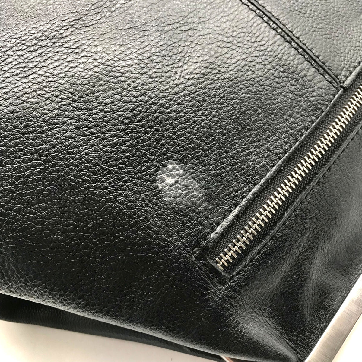 Patricia Nash Black Pebbled Leather Convertible Kiss-Lock Satchel