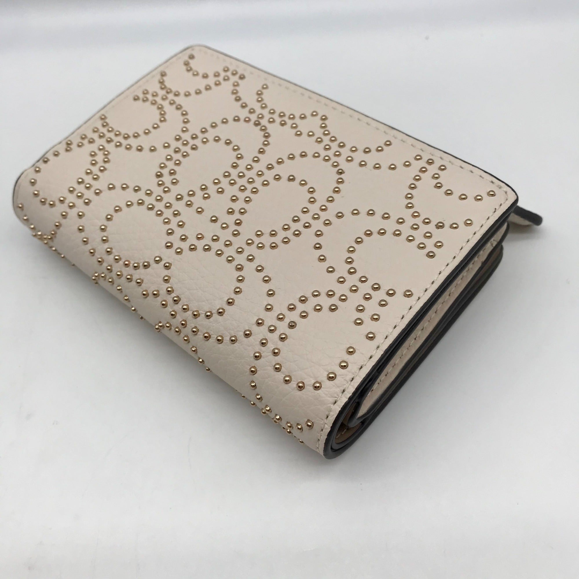 Coach Chalk Pebbled Leather Signature Rivets Corner Zip Wallet