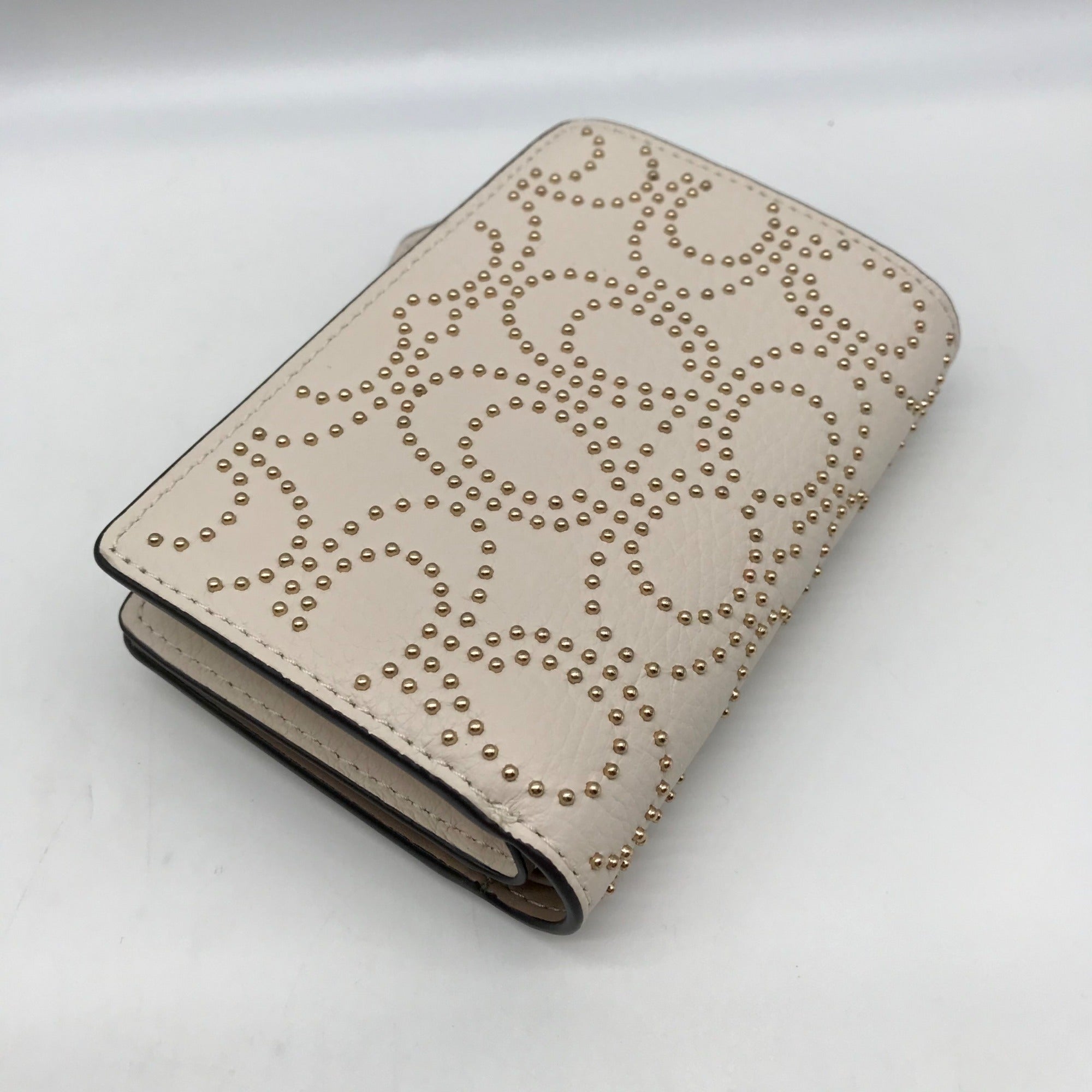 Coach Chalk Pebbled Leather Signature Rivets Corner Zip Wallet