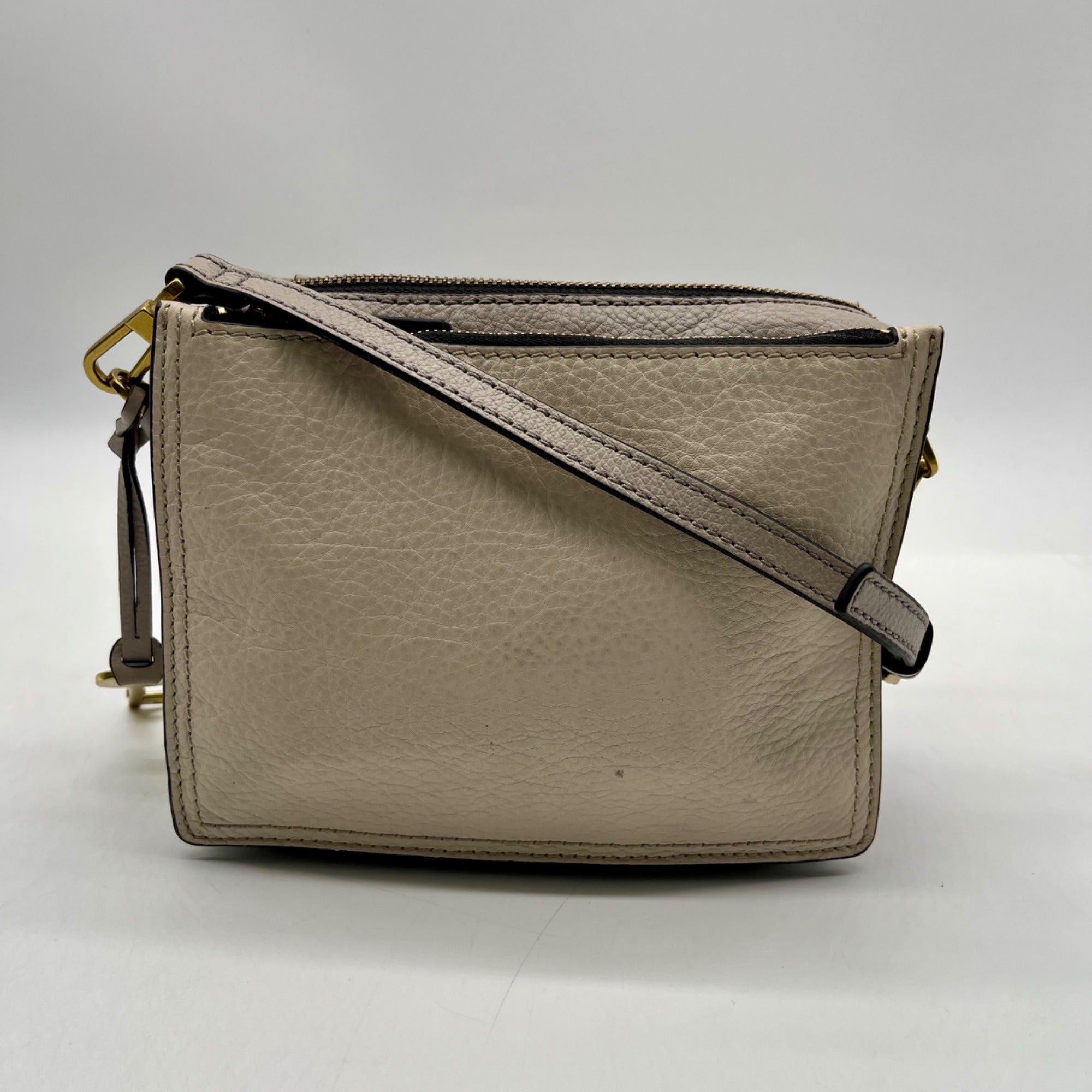 Fossil Cream Pebbled Leather Adjustable Crossbody Bag