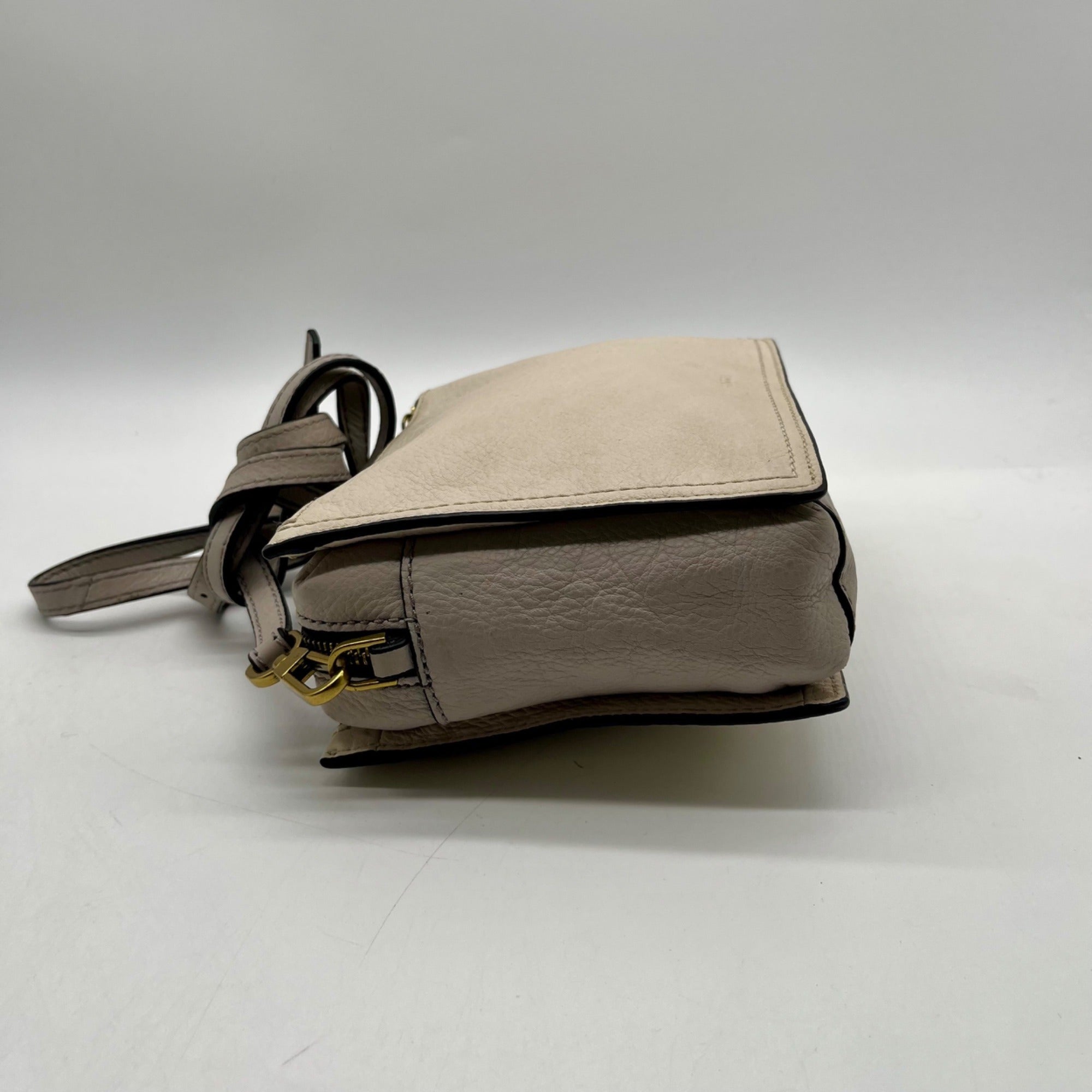 Fossil Cream Pebbled Leather Adjustable Crossbody Bag