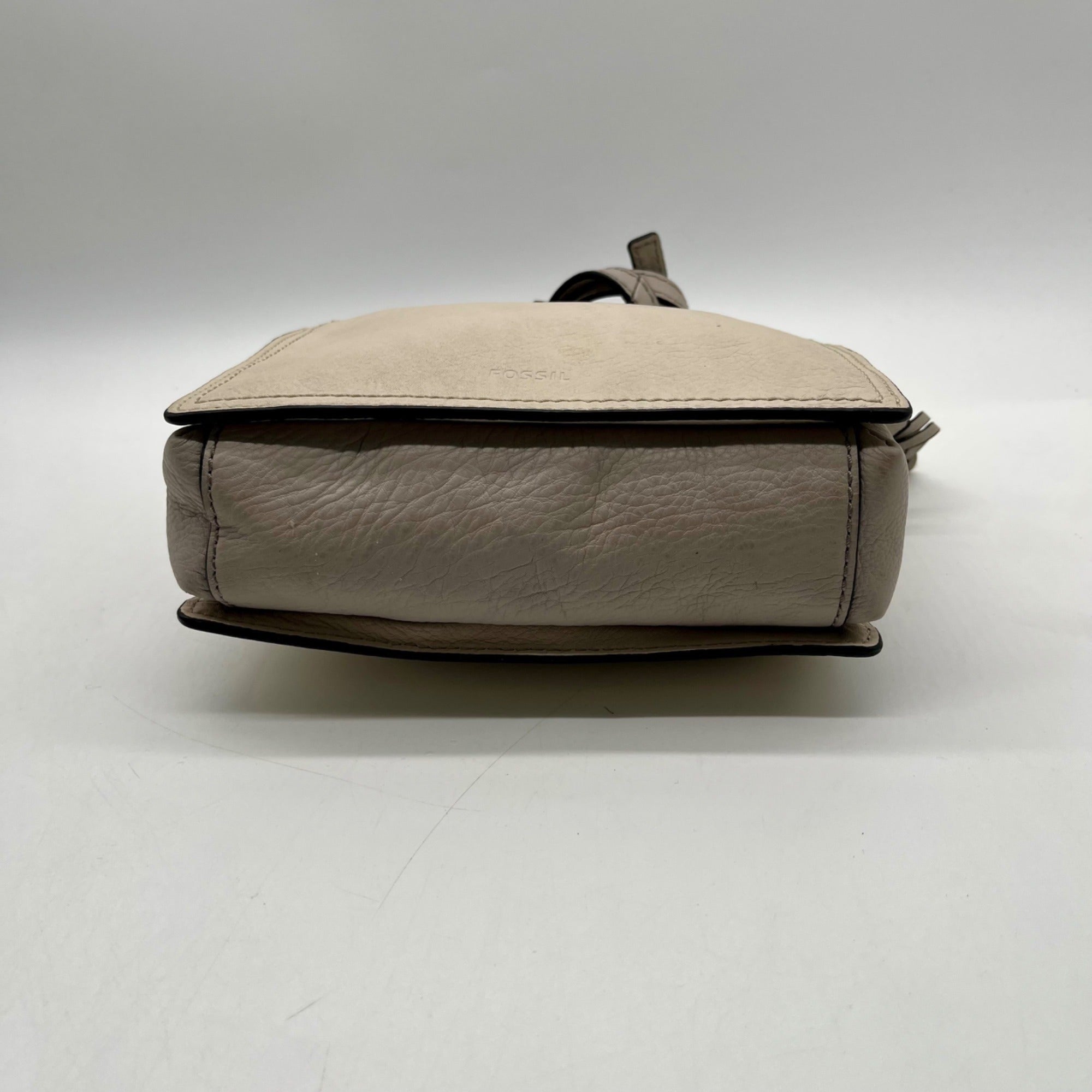 Fossil Cream Pebbled Leather Adjustable Crossbody Bag