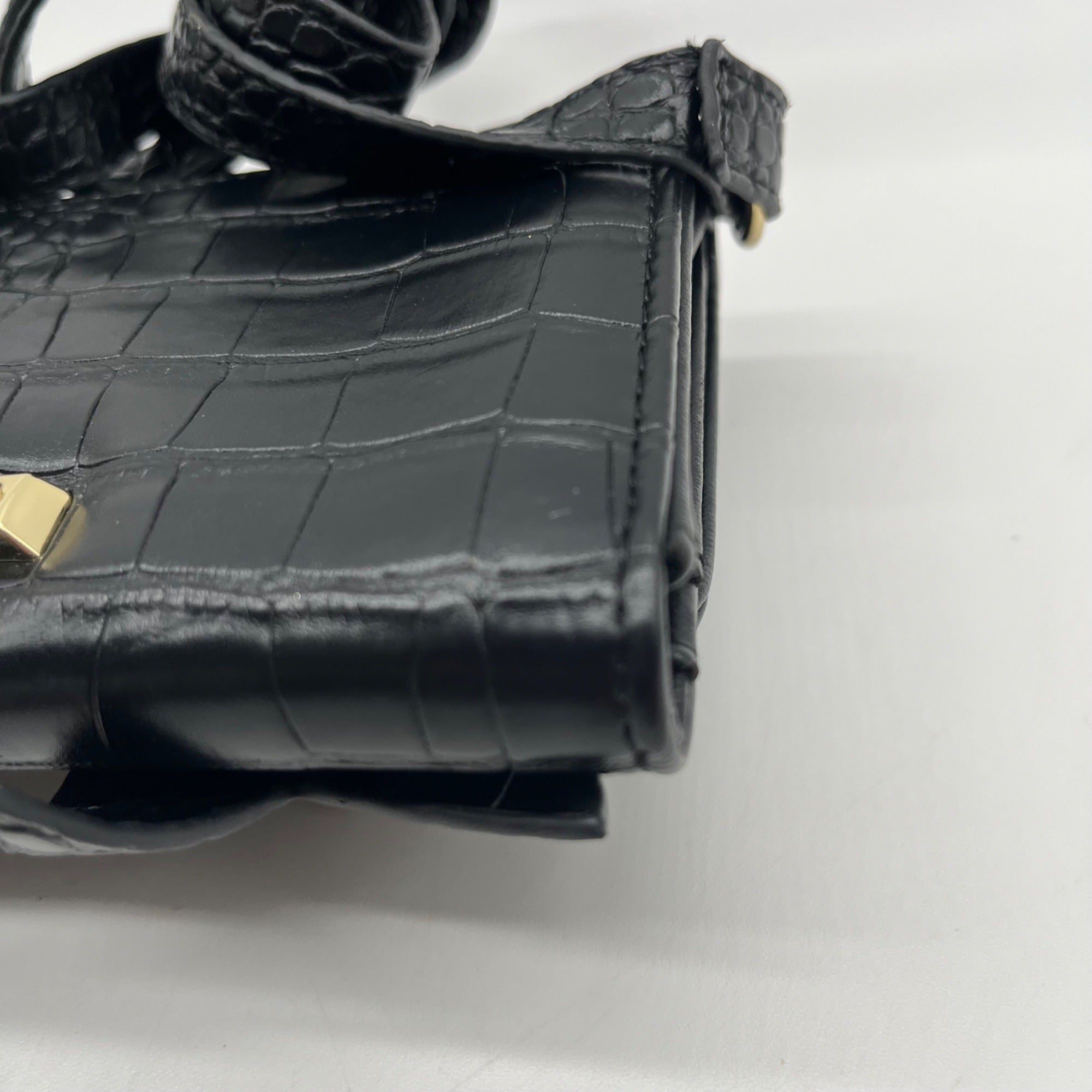 Betsey Johnson Black Faux Leather Wallet Crossbody