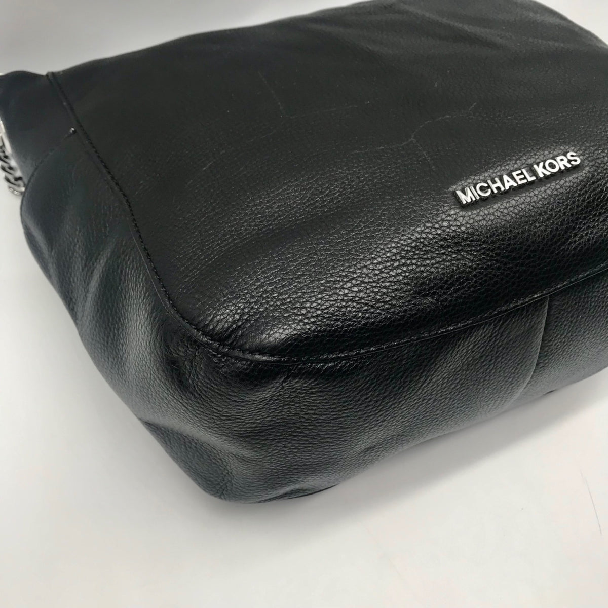 Michael Kors Black Leather Chandler Convertible Shoulder Bag.