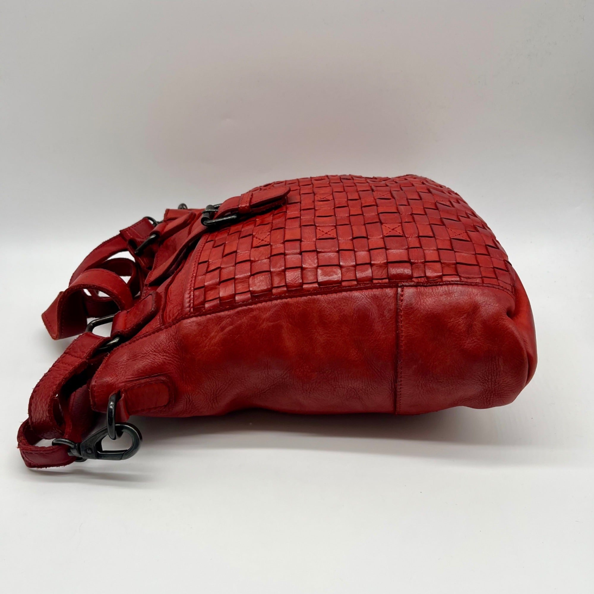 Ashwood Heritage Vintage-Wash Red Leather Shoulder Bag