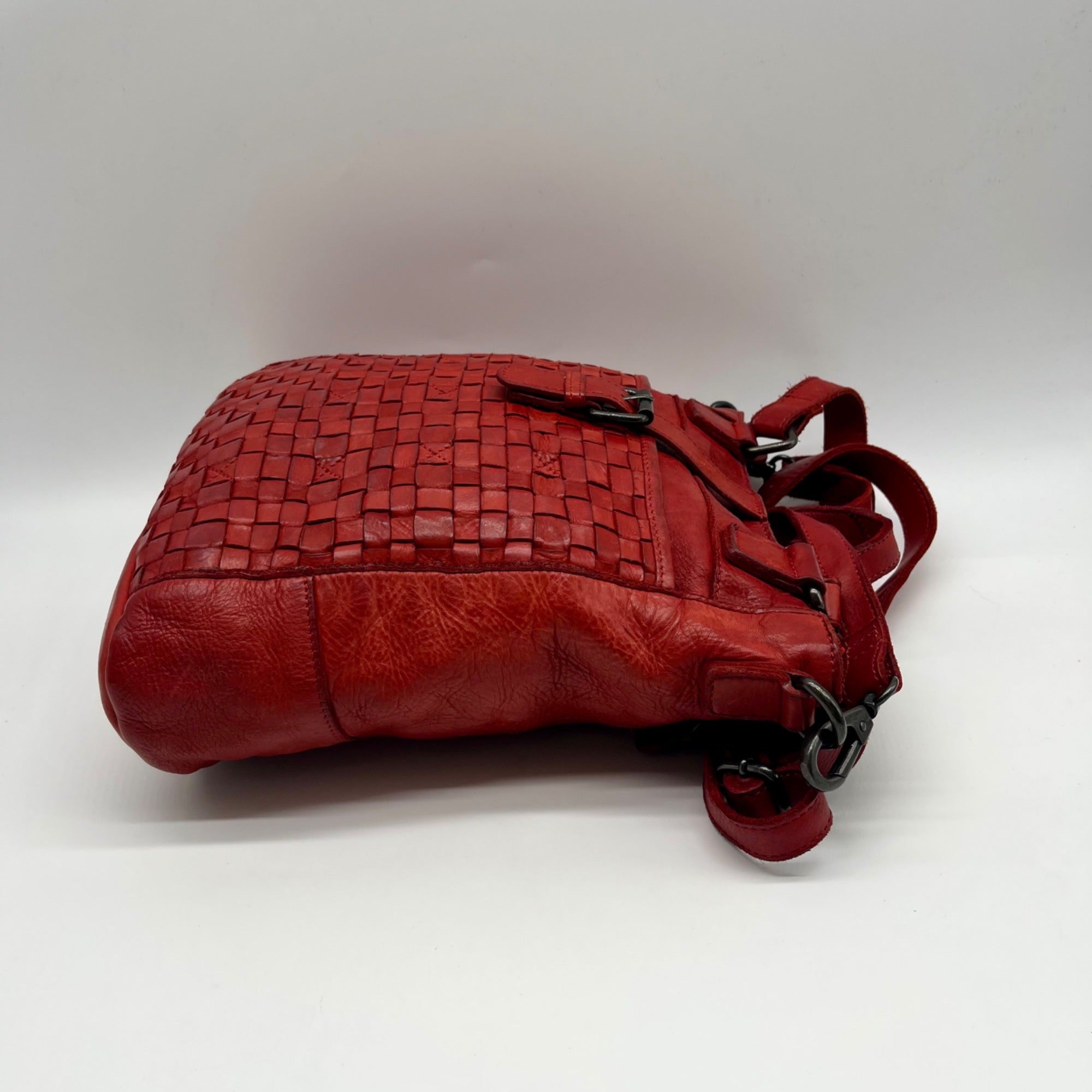 Ashwood Heritage Vintage-Wash Red Leather Shoulder Bag