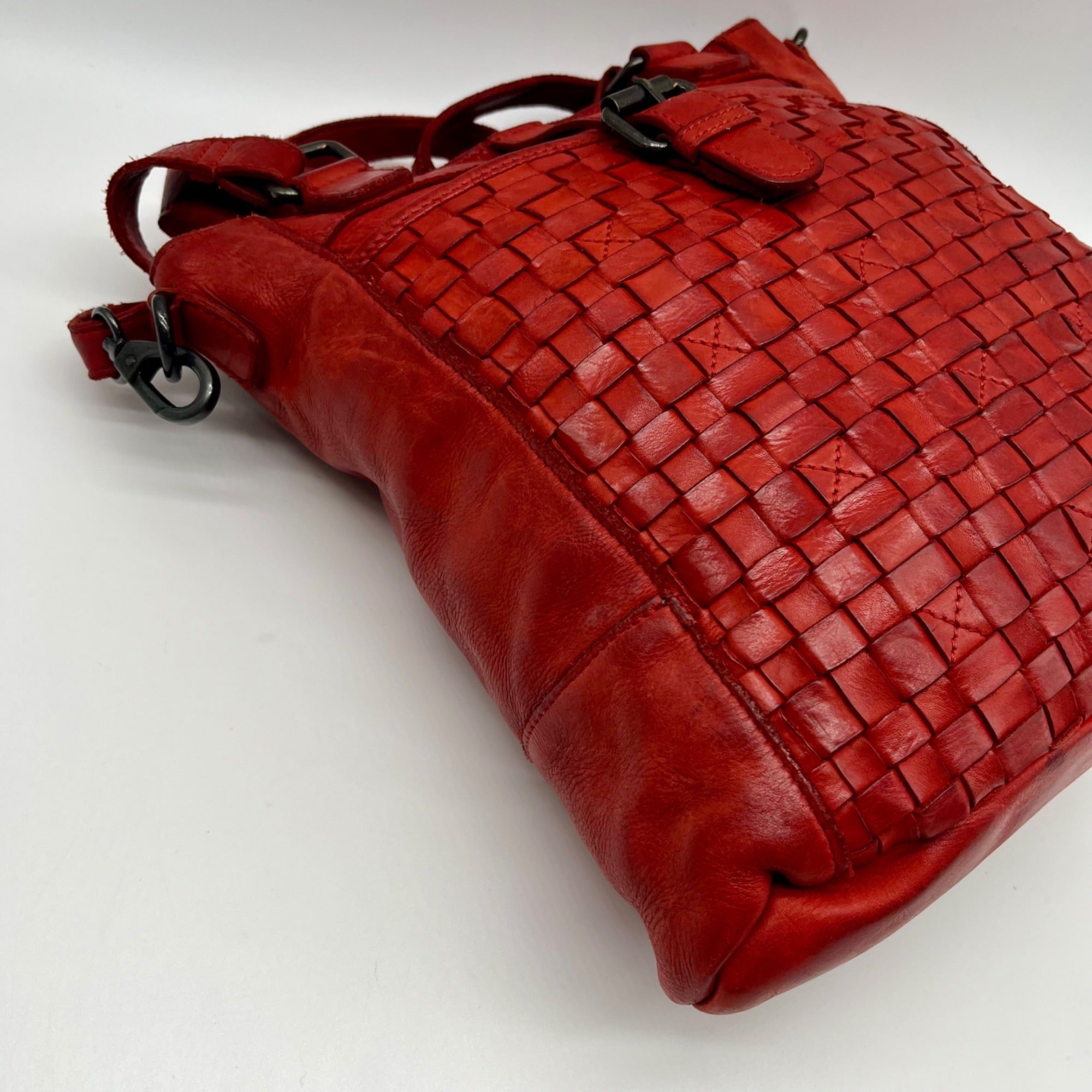 Ashwood Heritage Vintage-Wash Red Leather Shoulder Bag