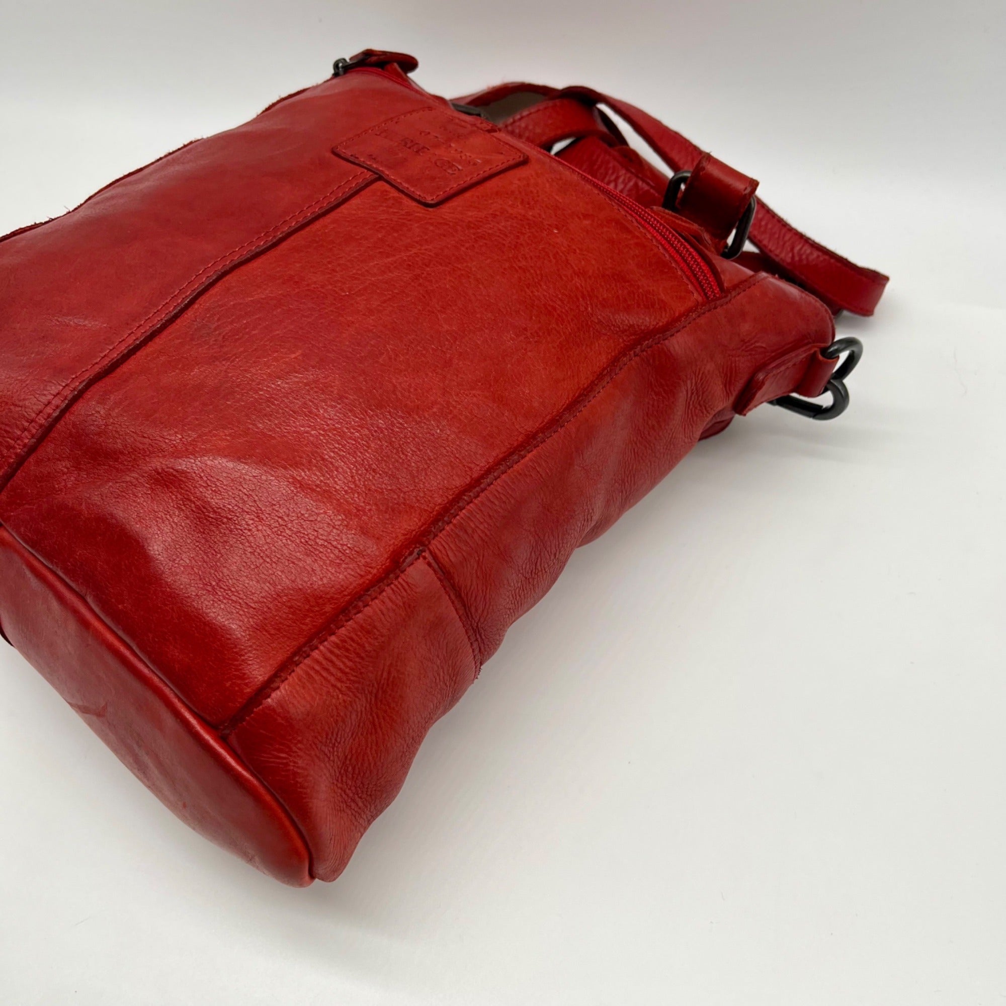Ashwood Heritage Vintage-Wash Red Leather Shoulder Bag