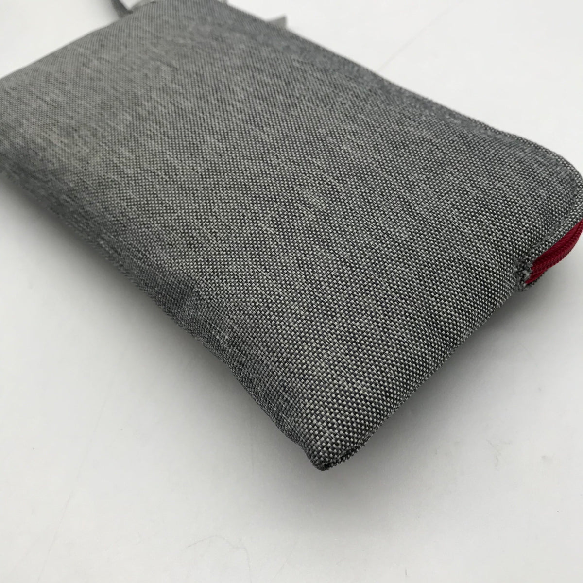 Baggallini Grey Fabric RFID Blocking Wristlet