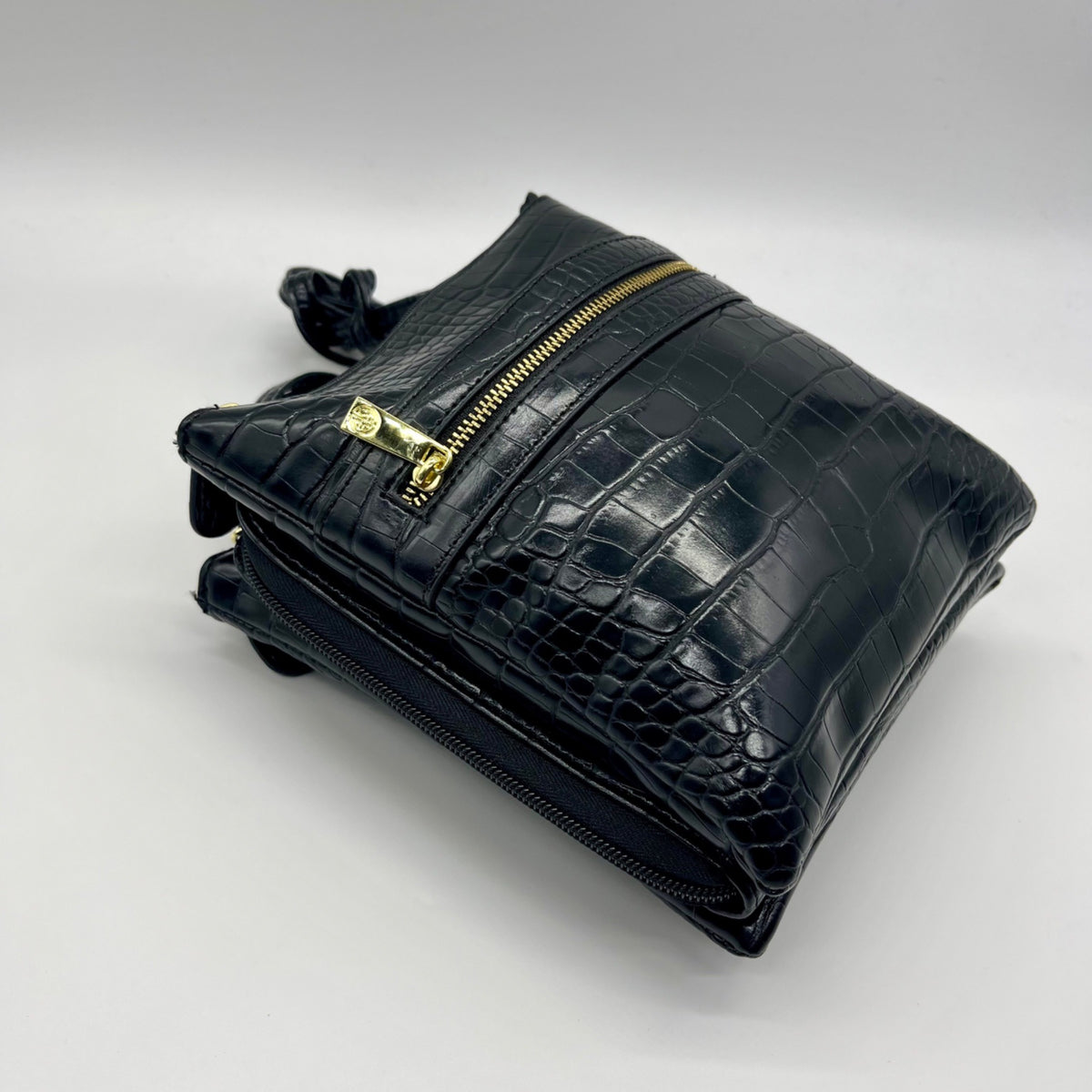 Giani Bernini Small Black Faux Leather Croc Dasher Crossbody