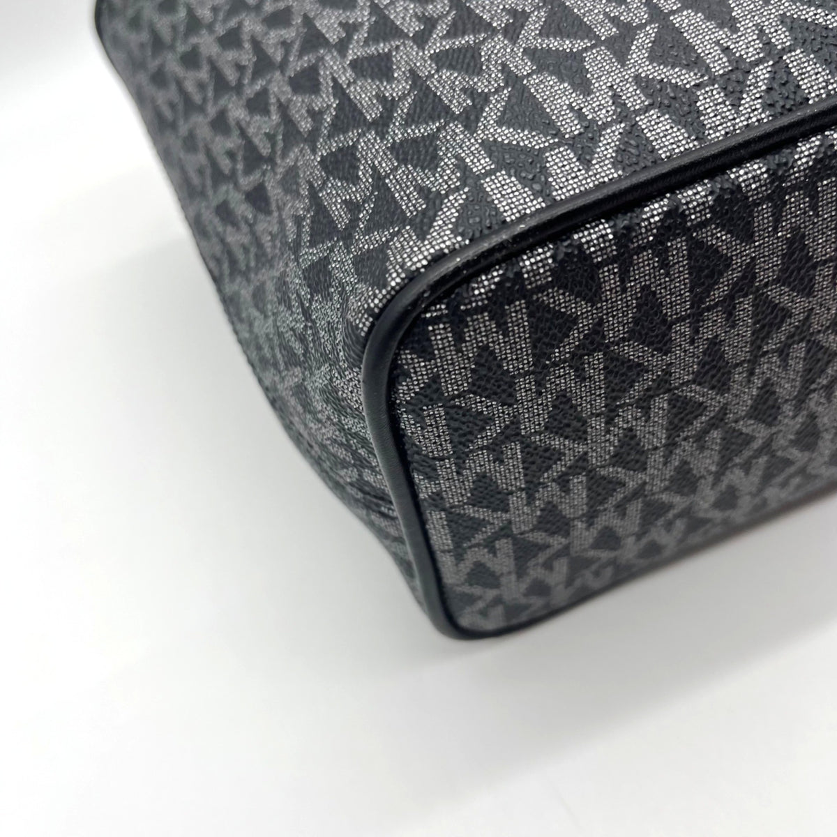 Michael Kors Black Jet Set Travel Extra-Small Tote Bag