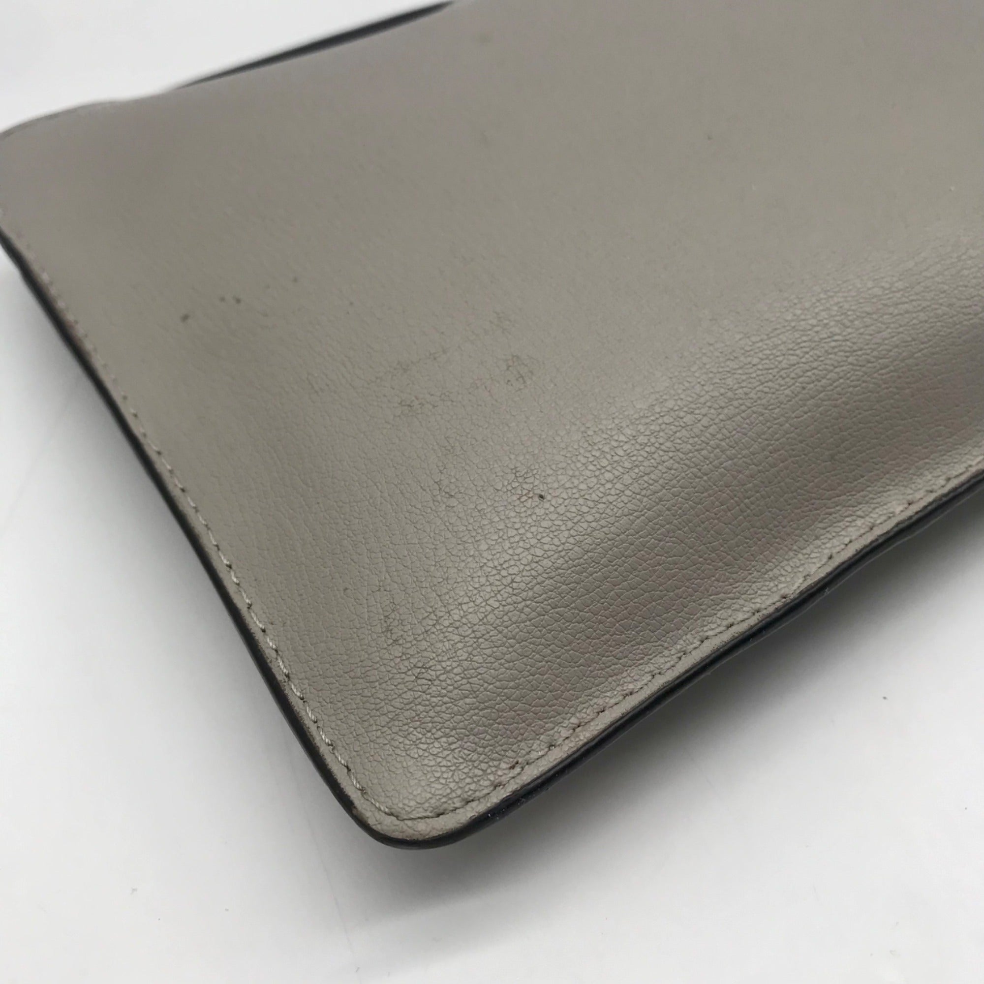 Michael Kors Pearl Grey Cheveron Ellius XL Leather Wristlet