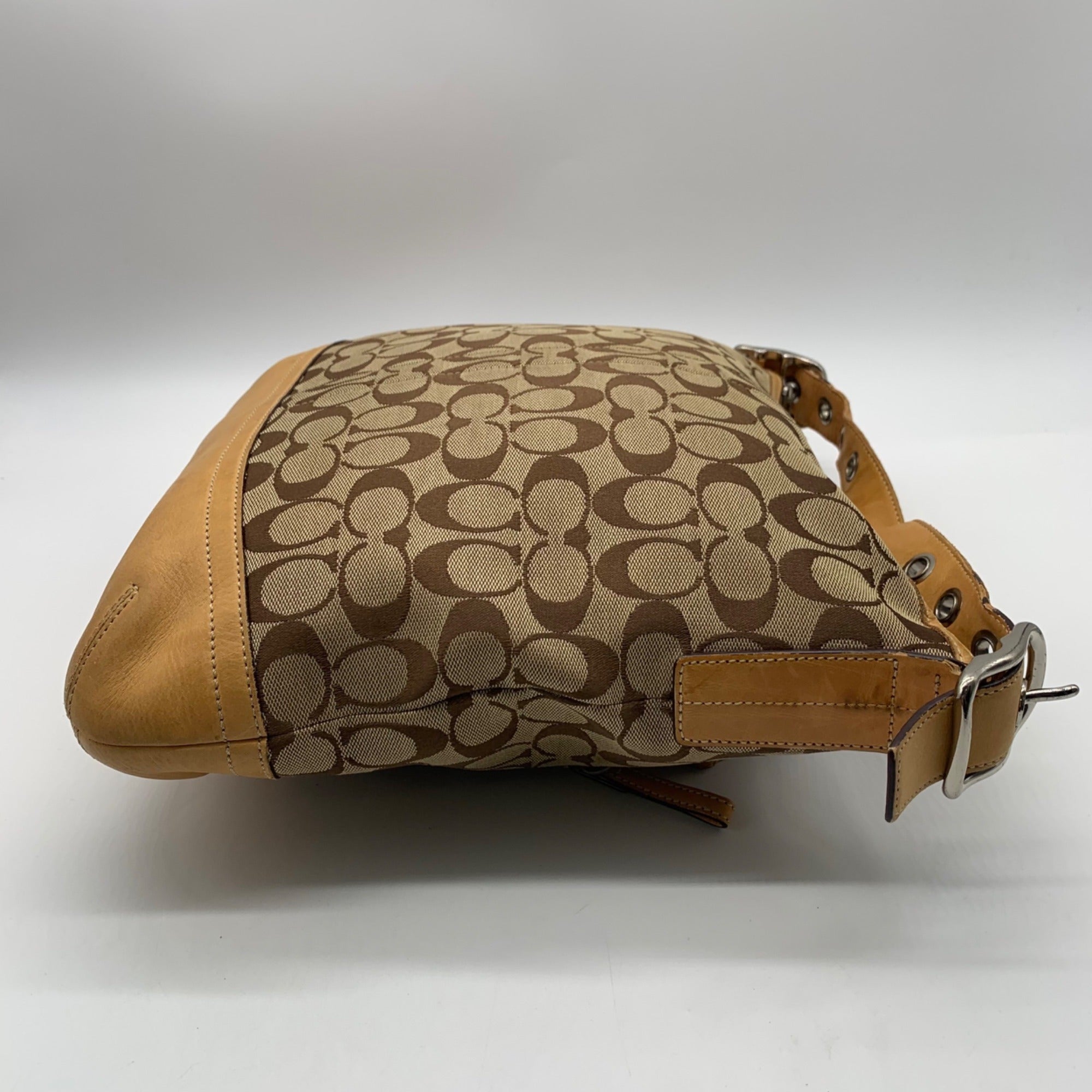 Coach Beige Vintage Y2K Signature Canvas Slim Shoulder Bag-9349