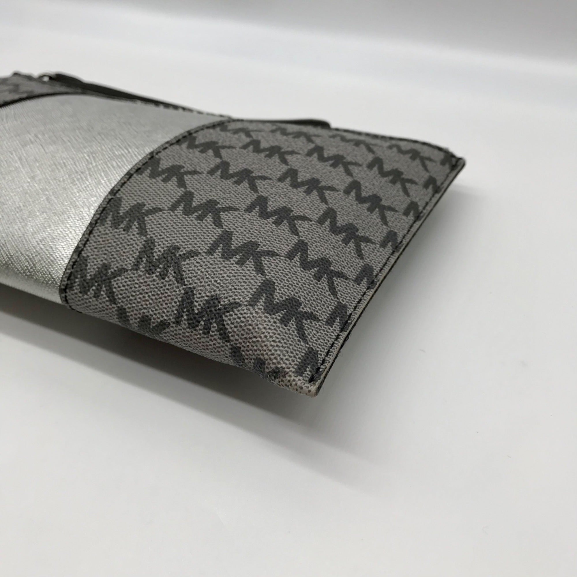 Michael Kors Silver and Gray Pebbled Leather Center Stripe Large Zip Wristlet