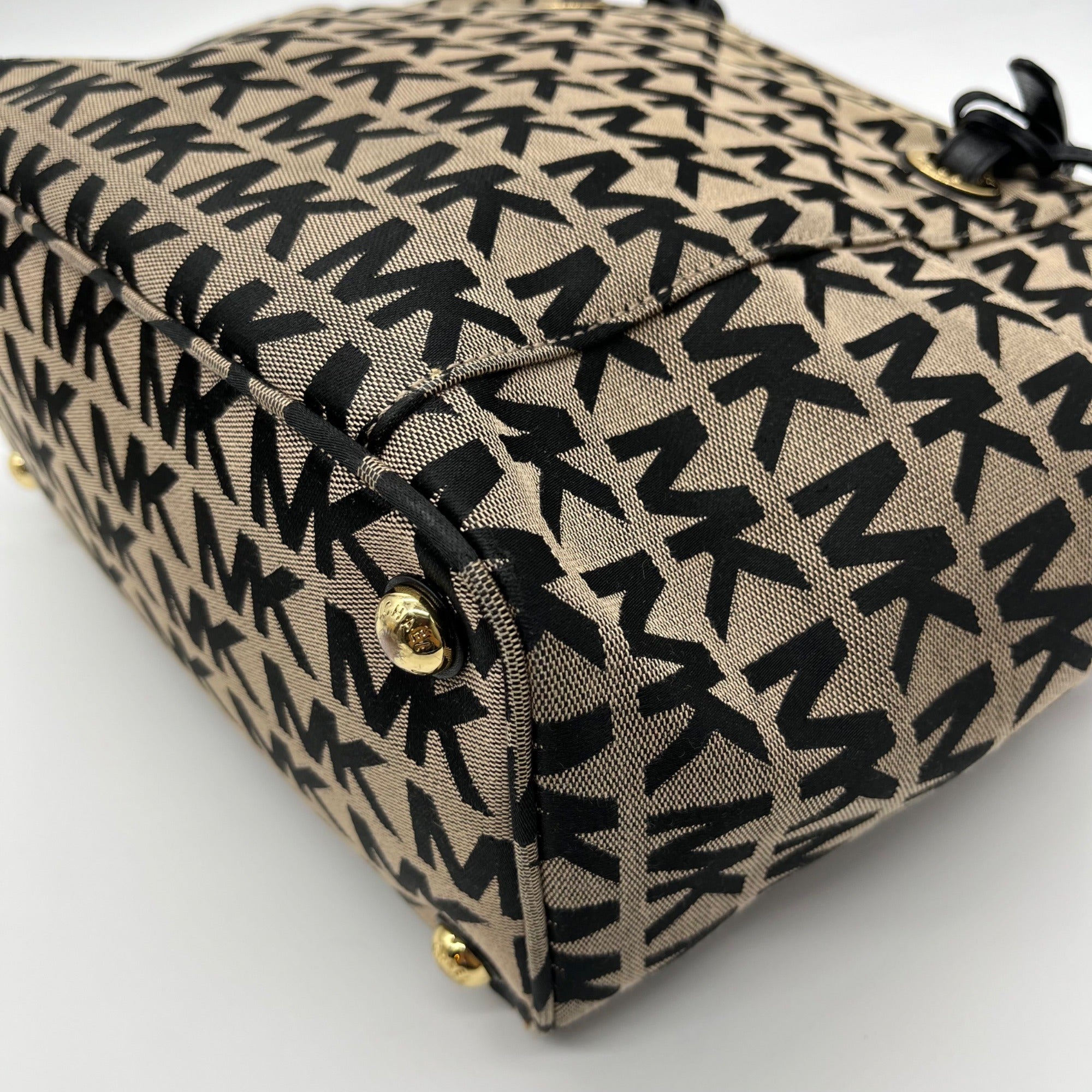 Michael Kors Beige &amp; Black Signature Canvas Tote Bag