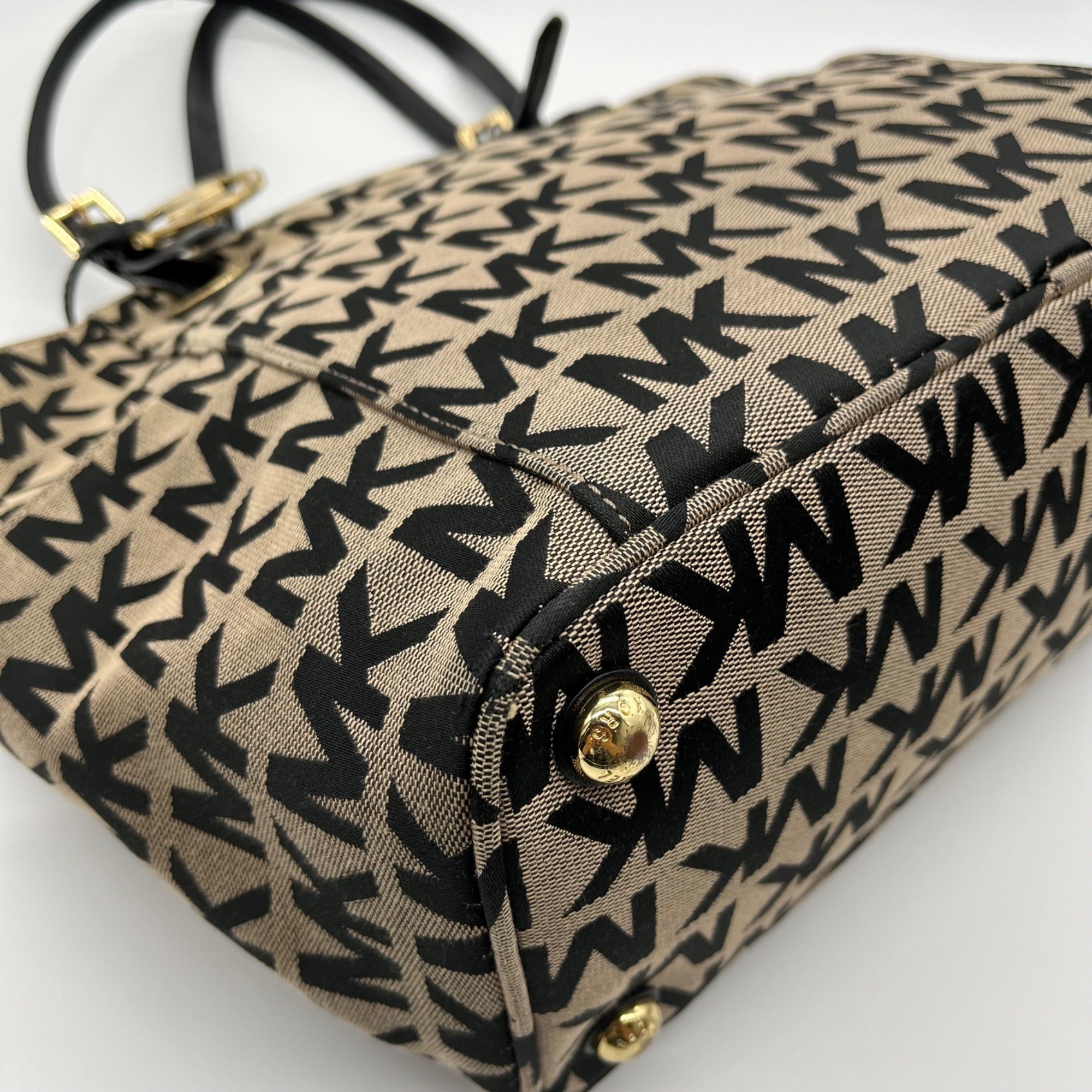Michael Kors Beige &amp; Black Signature Canvas Tote Bag