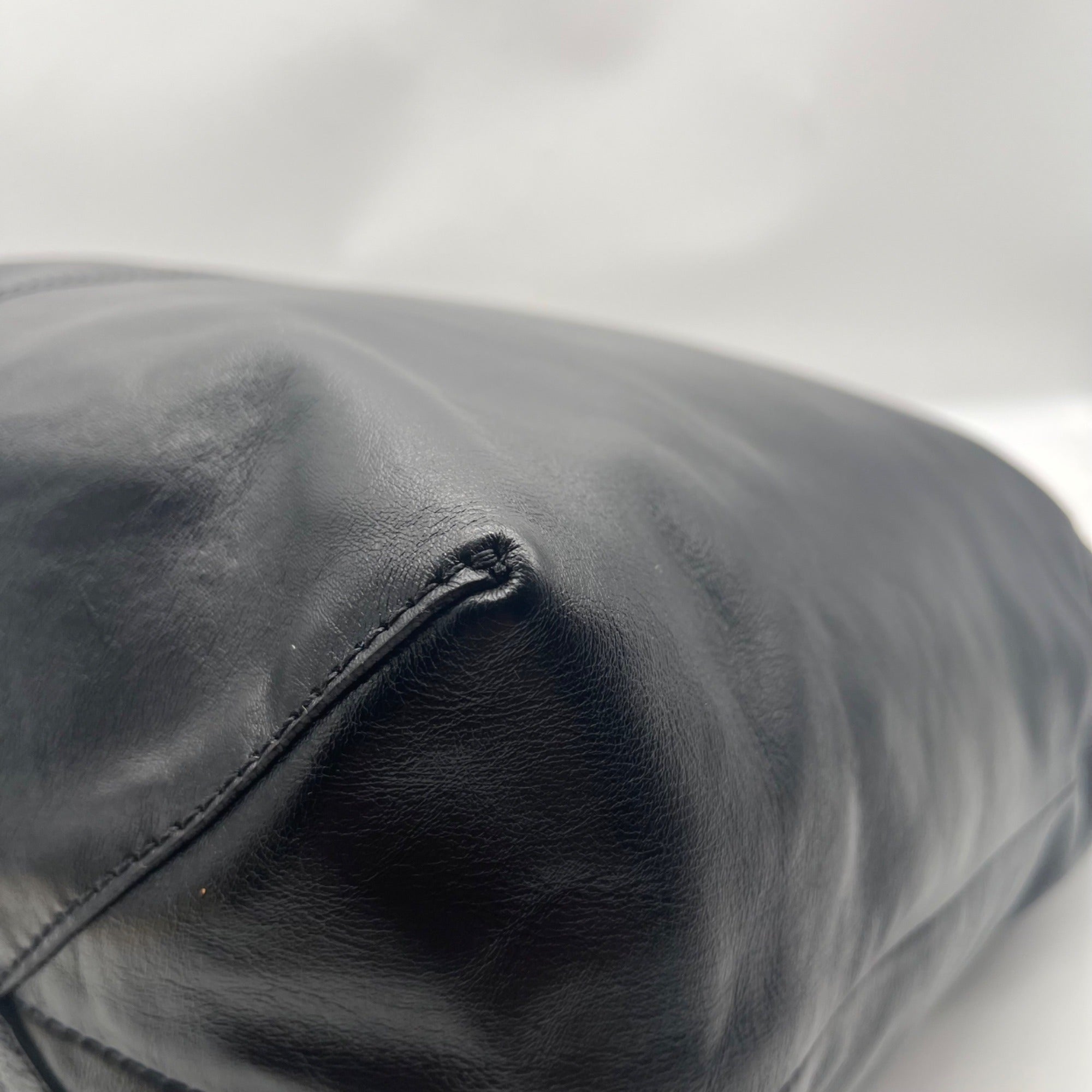 Arezzo Black Leather Shoulder Bag