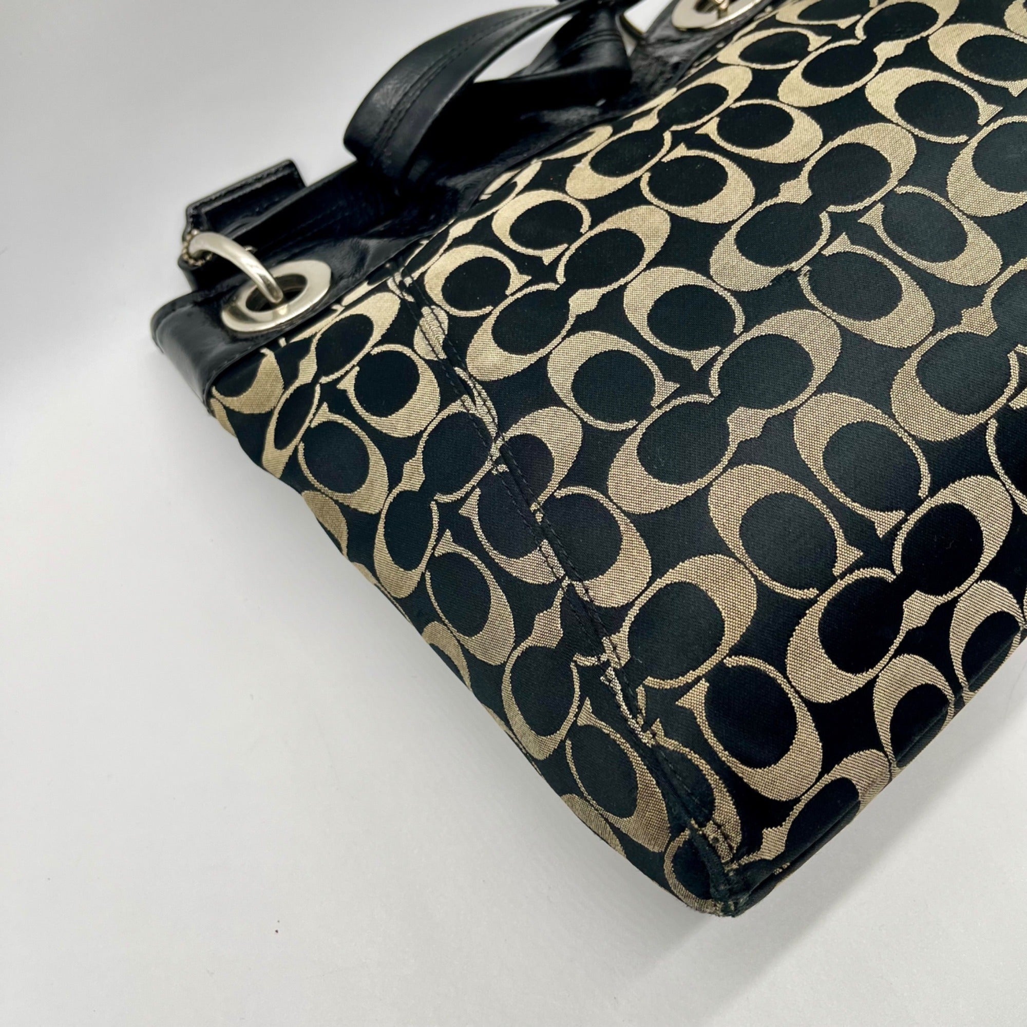 Coach Black &amp; Grey Signature Logo Shoulder Bag