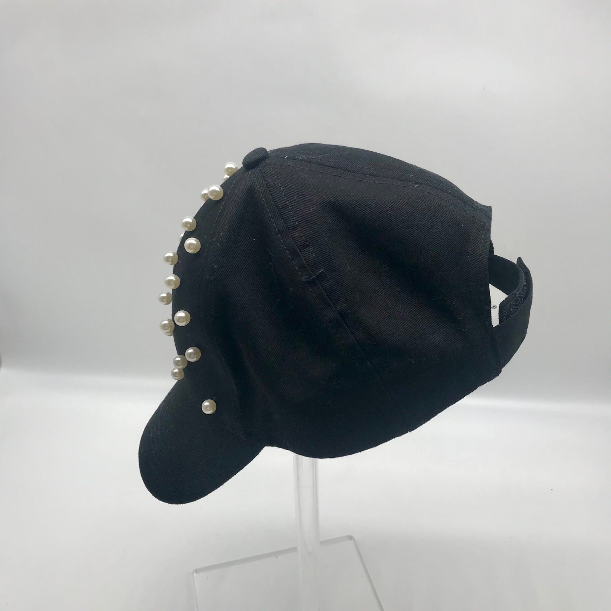 I.N.C. International Concepts Black Embellished Pearl Hat