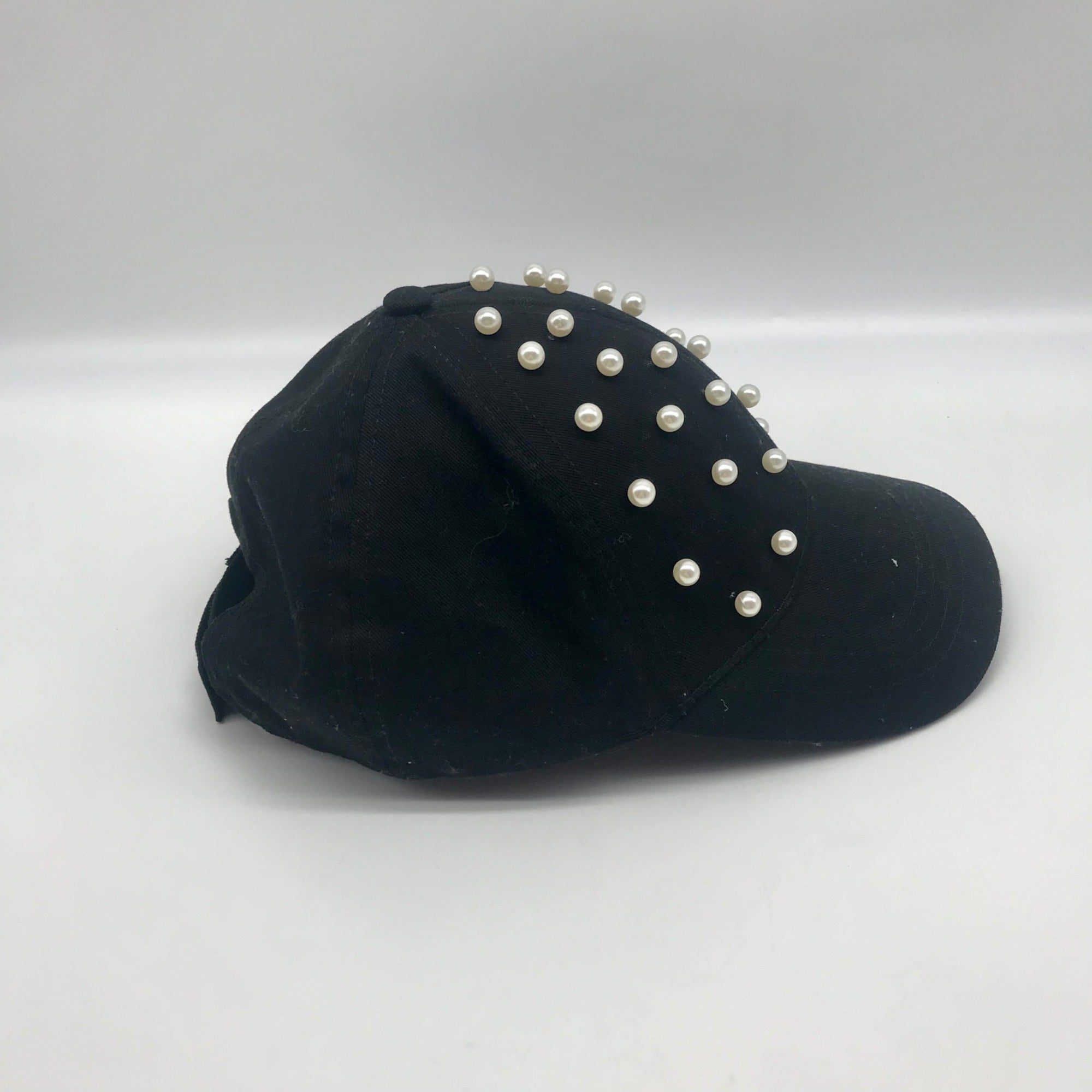 I.N.C. International Concepts Black Embellished Pearl Hat