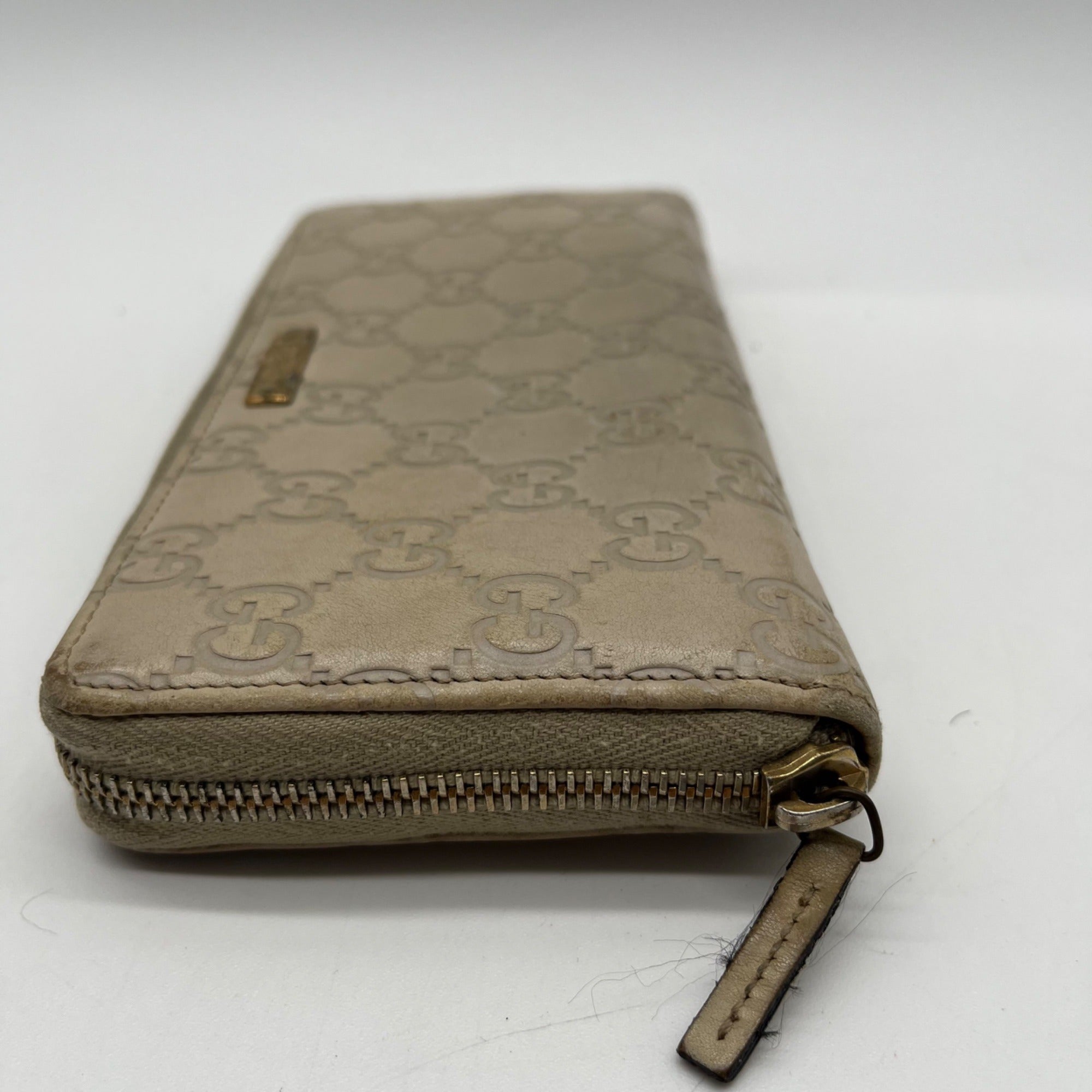 Gucci Beige Guccissima Leather Zip-Around Wallet