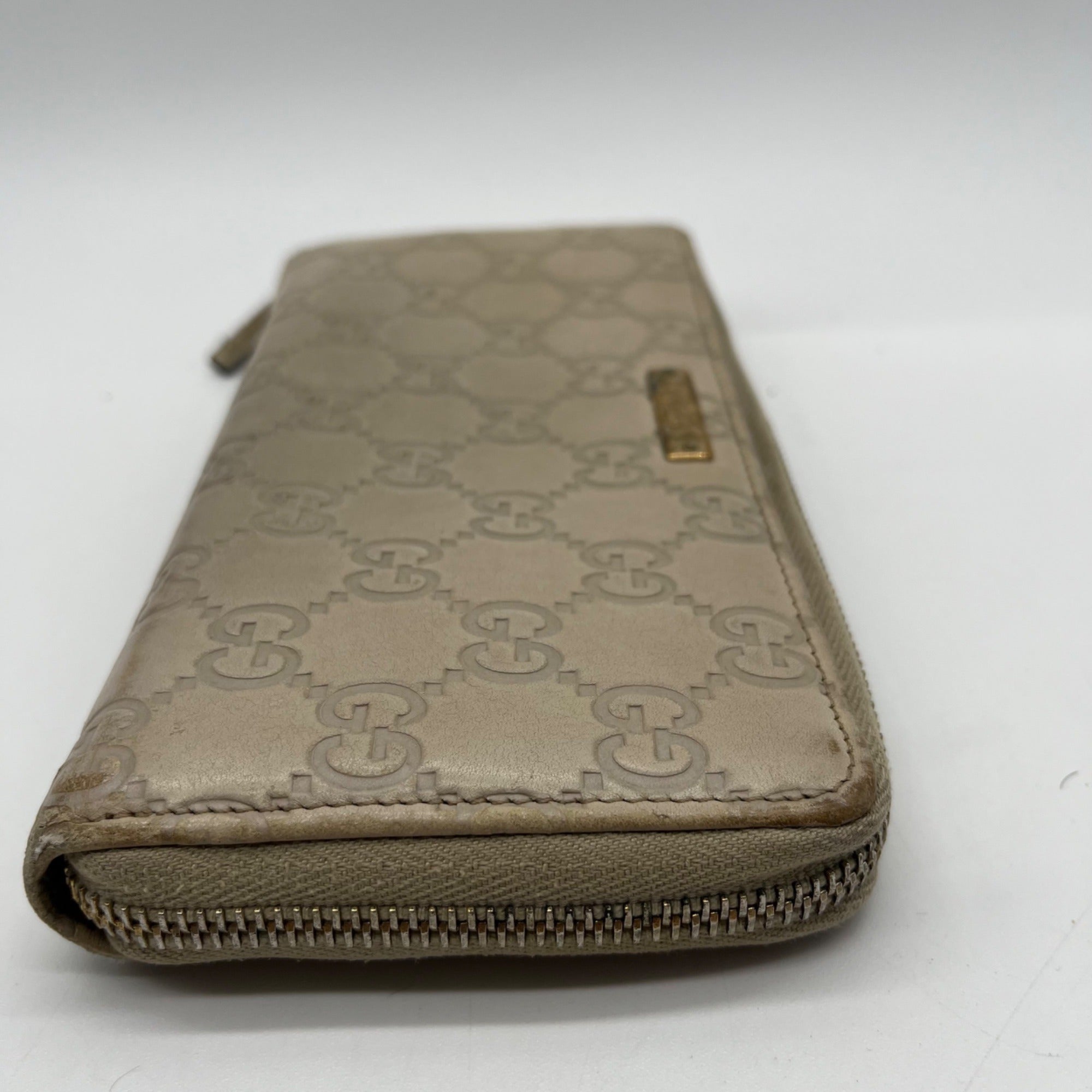 Gucci Beige Guccissima Leather Zip-Around Wallet