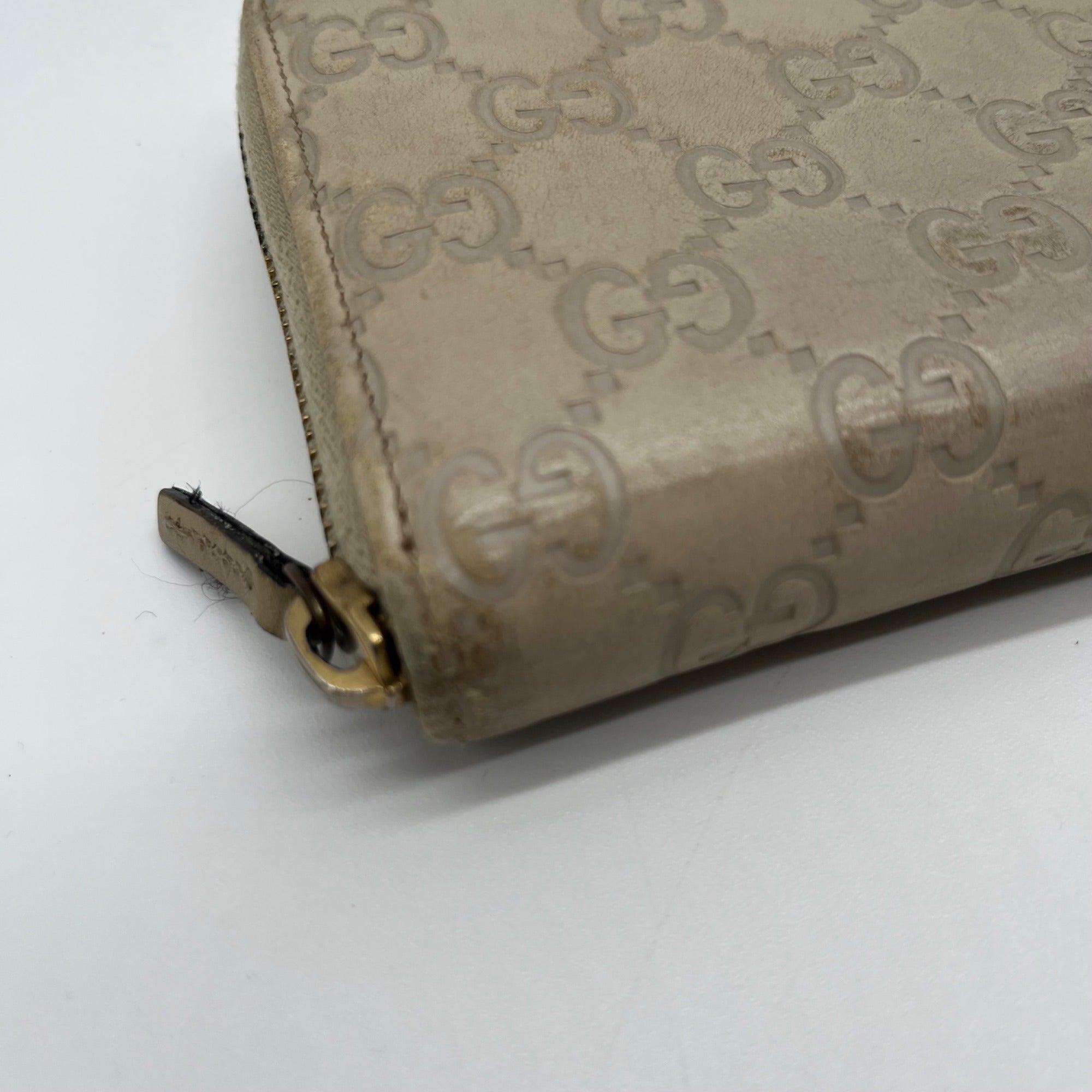 Gucci Beige Guccissima Leather Zip-Around Wallet