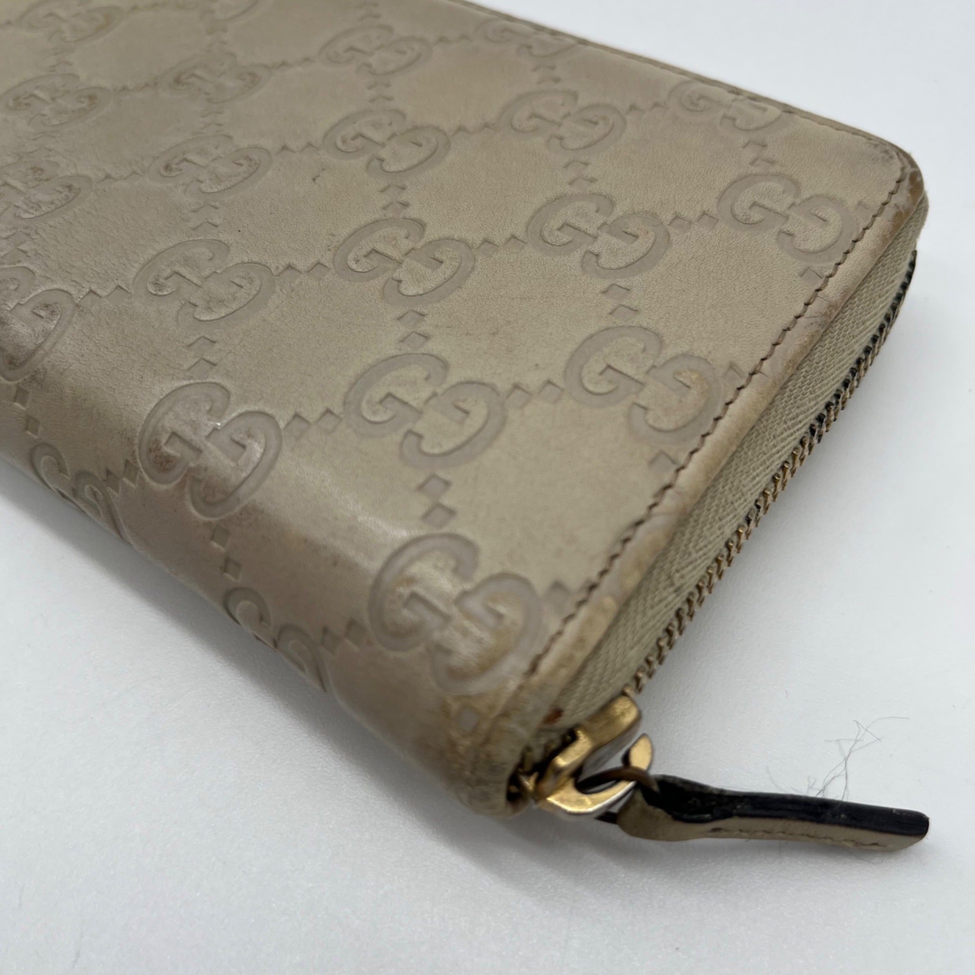 Gucci Beige Guccissima Leather Zip-Around Wallet