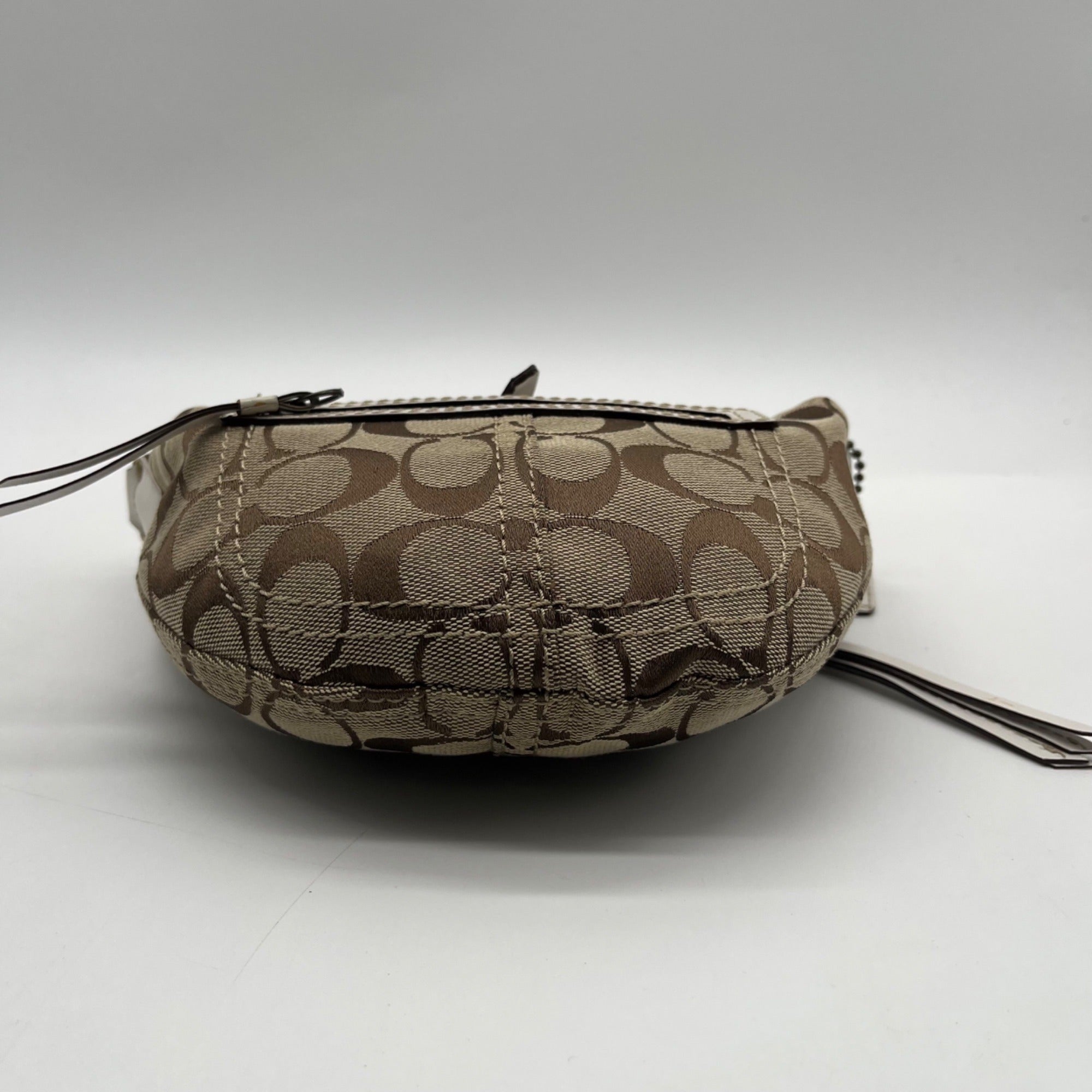 Coach Tan Signature Canvas Hobo Shoulder Bag 10840