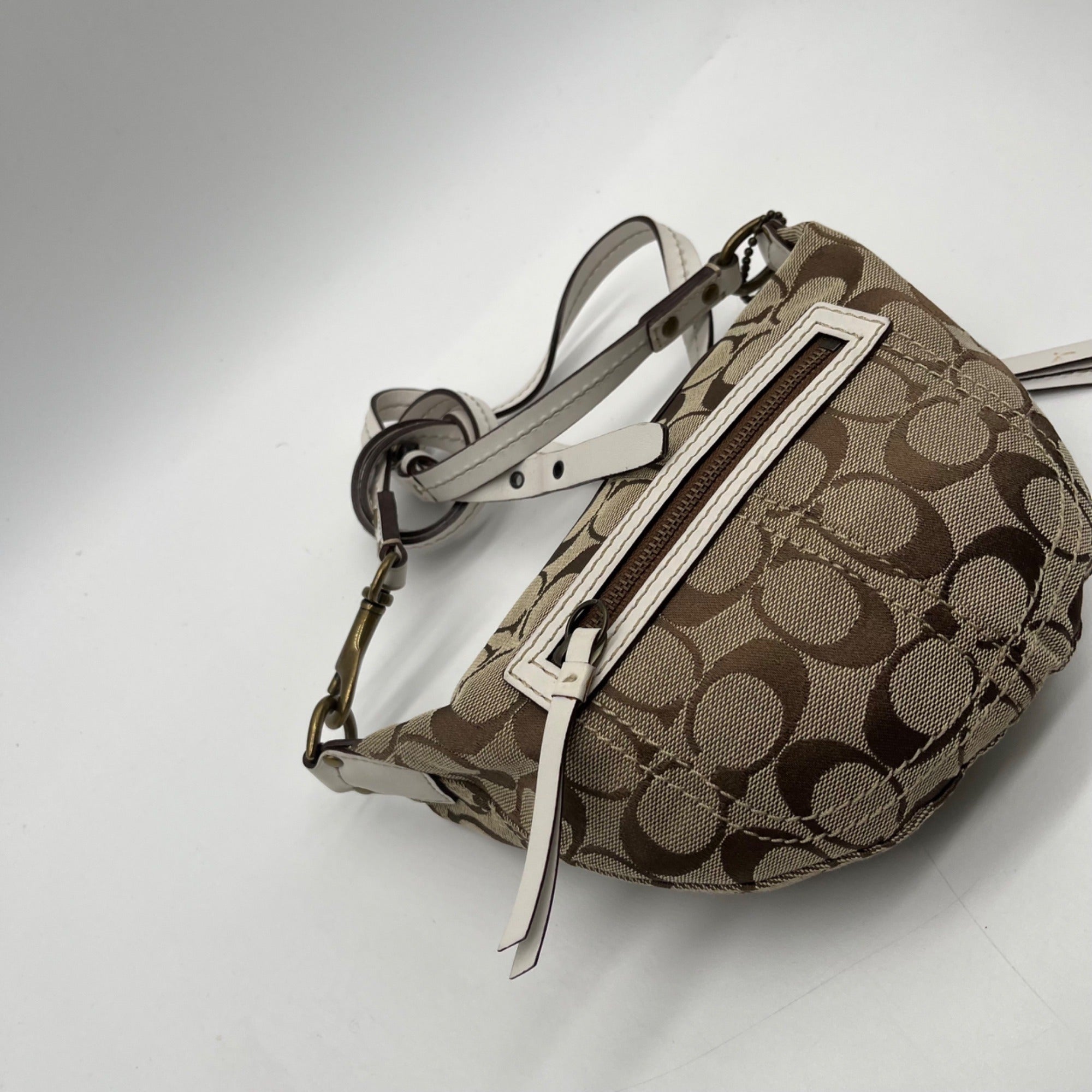 Coach Tan Signature Canvas Hobo Shoulder Bag 10840