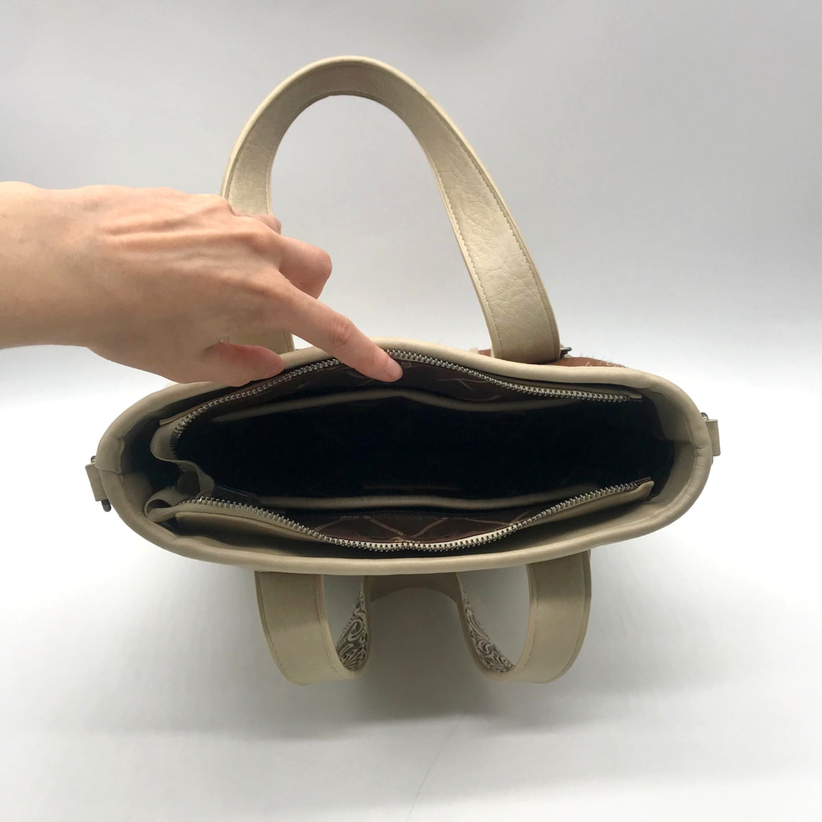 Wrangler Cowhide Fringe Concealed Carry Purse