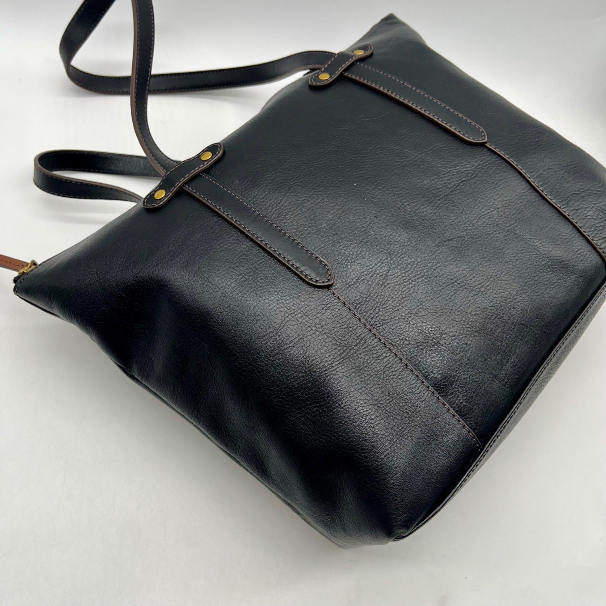 Fossil Black Pebbled Leather Shoulder Bag